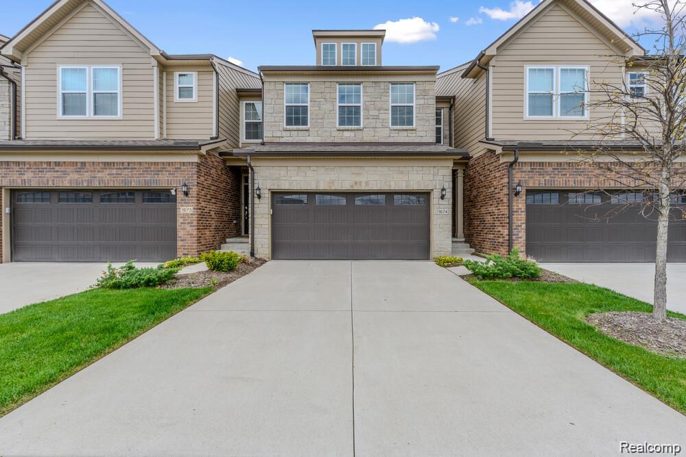1674, Addison, Walled Lake, Michigan, 48390
