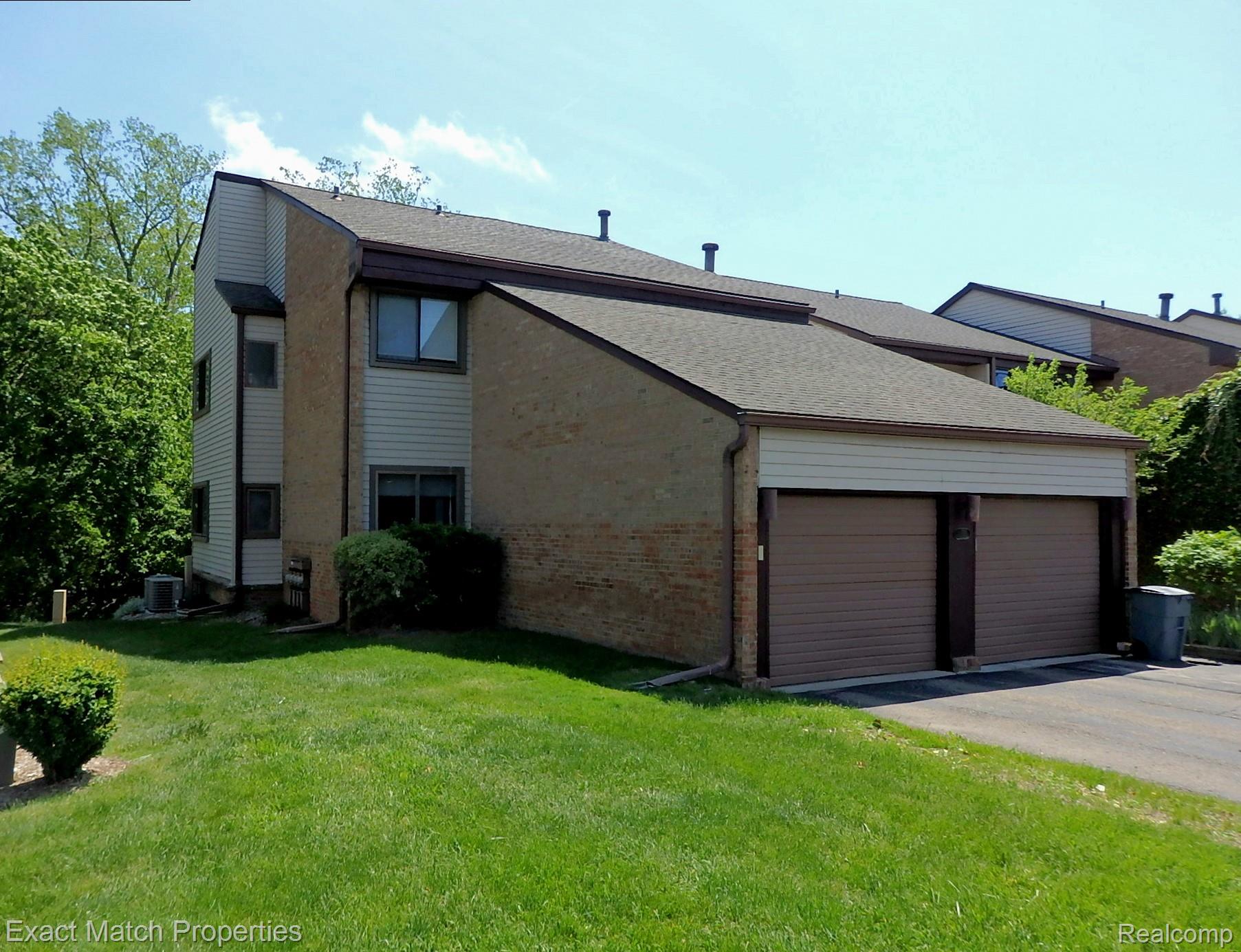 4411, Laurel Club Circle, ##1, West Bloomfield, Michigan, 48323