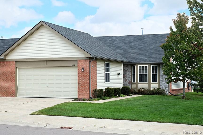 1852, Kenwyck, Ypsilanti, Michigan, 48198