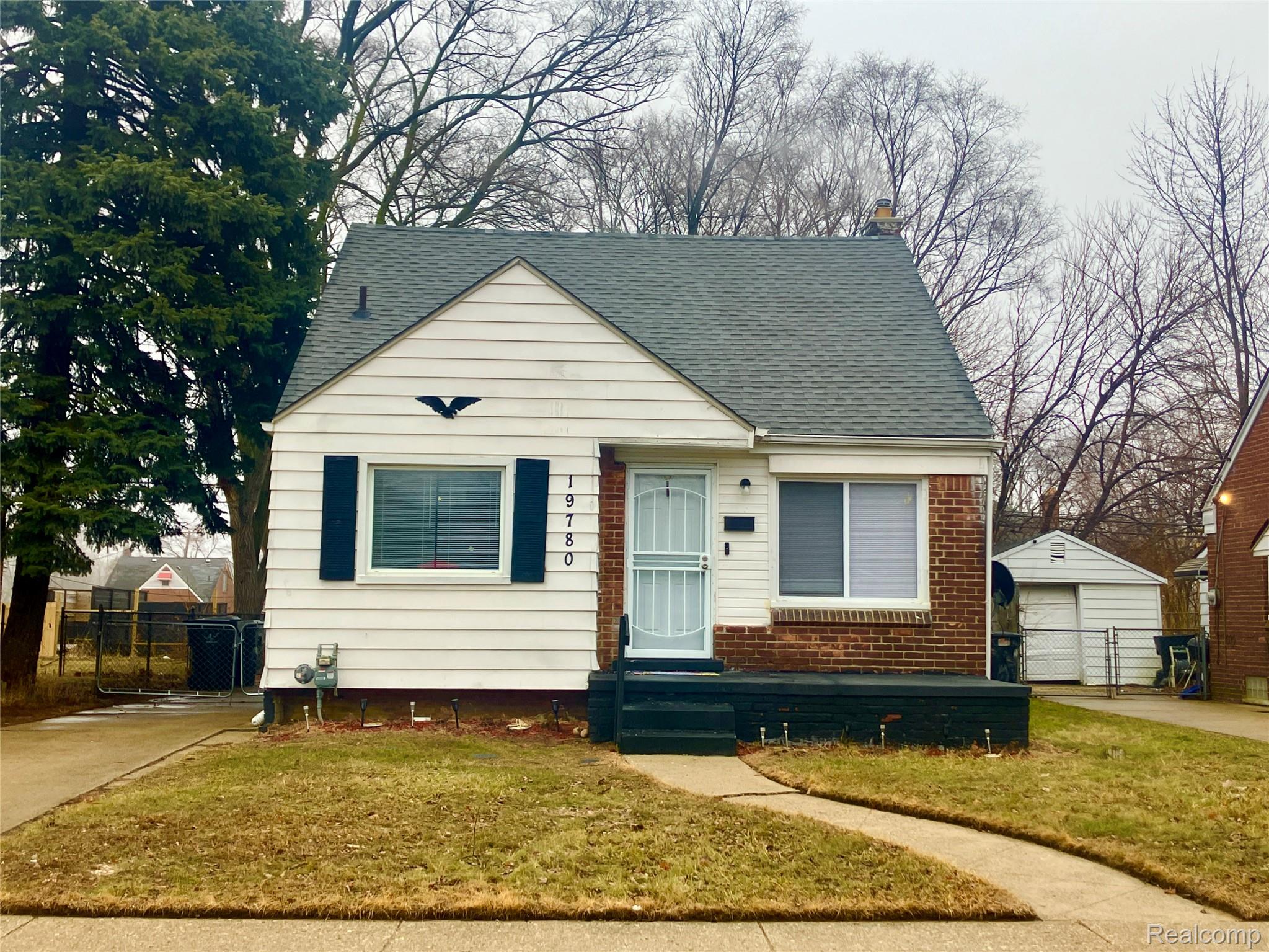19780, Barlow, Detroit, Michigan, 48205