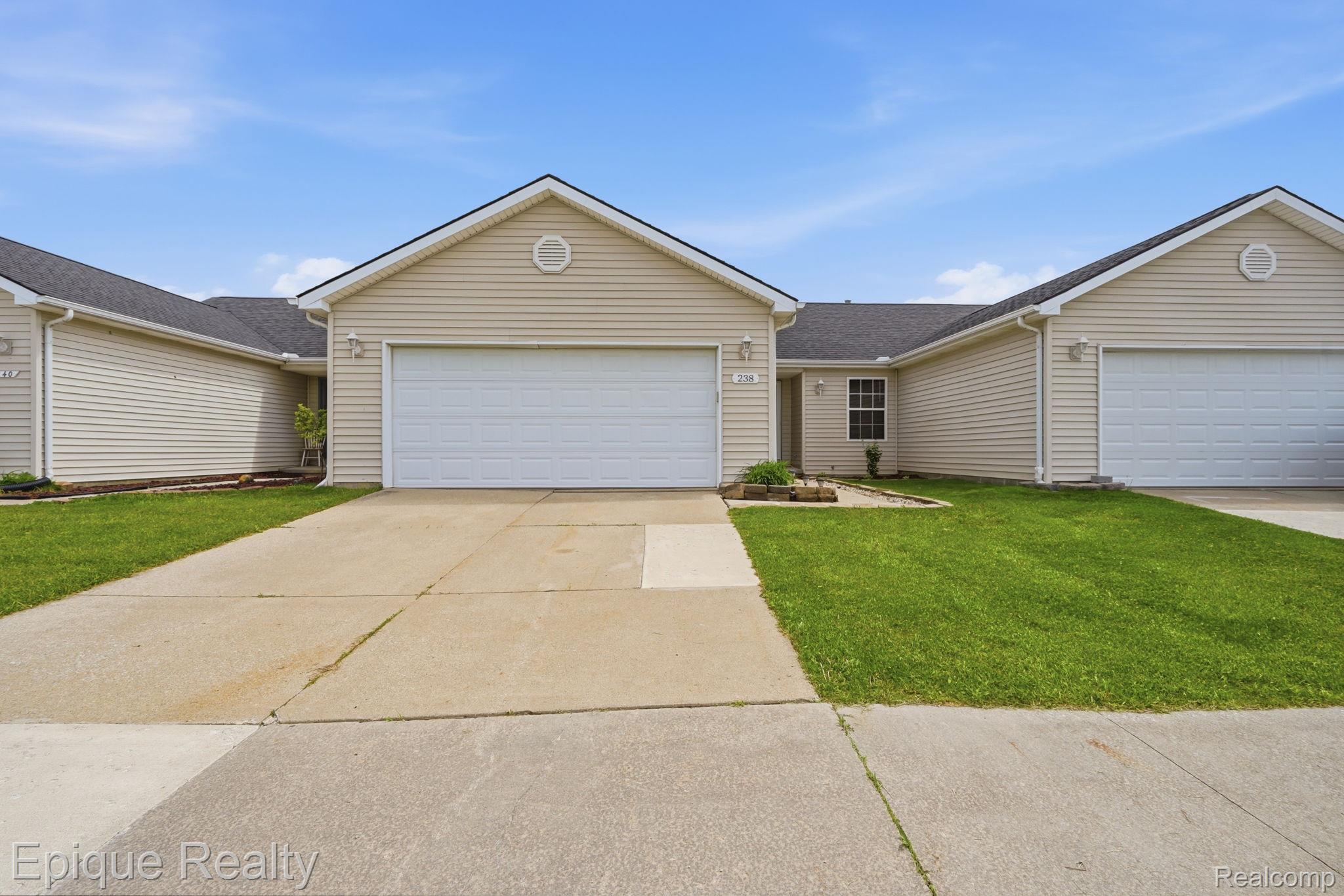 238, Quail, Capac, Michigan, 48014