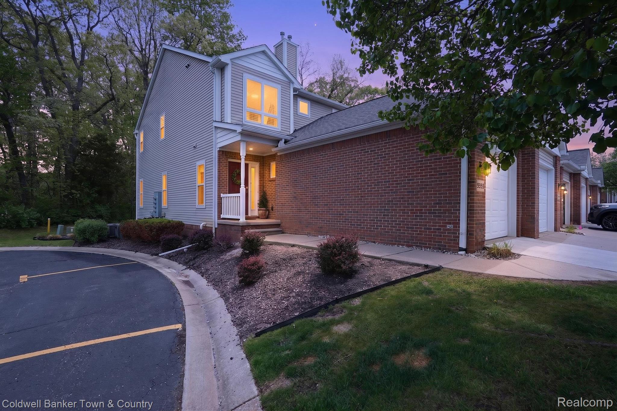 5551, Woodruff Shore, Brighton, Michigan, 48116
