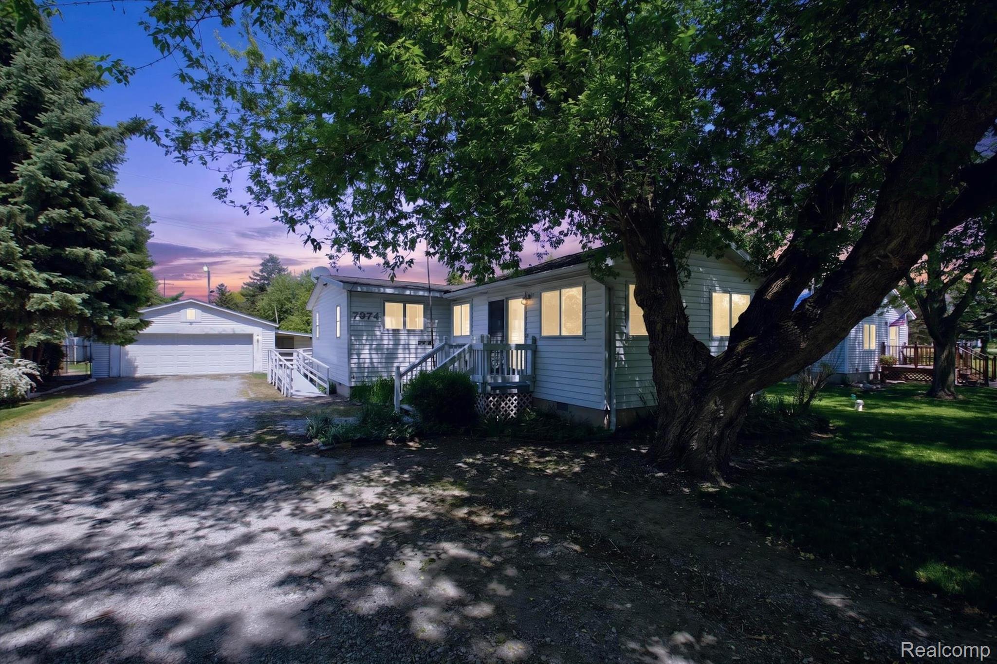 7974, Gilford, Reese, Michigan, 48757