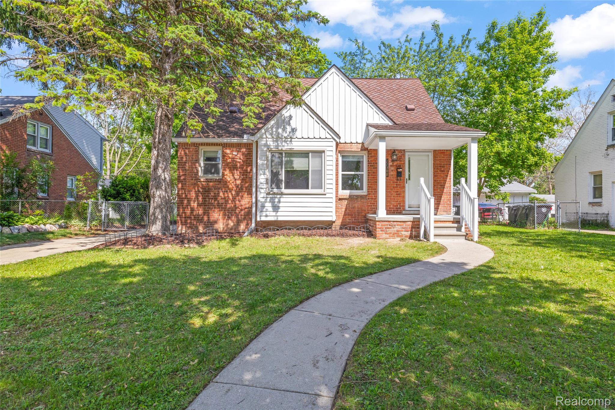 11348, Cavell, Livonia, Michigan, 48150