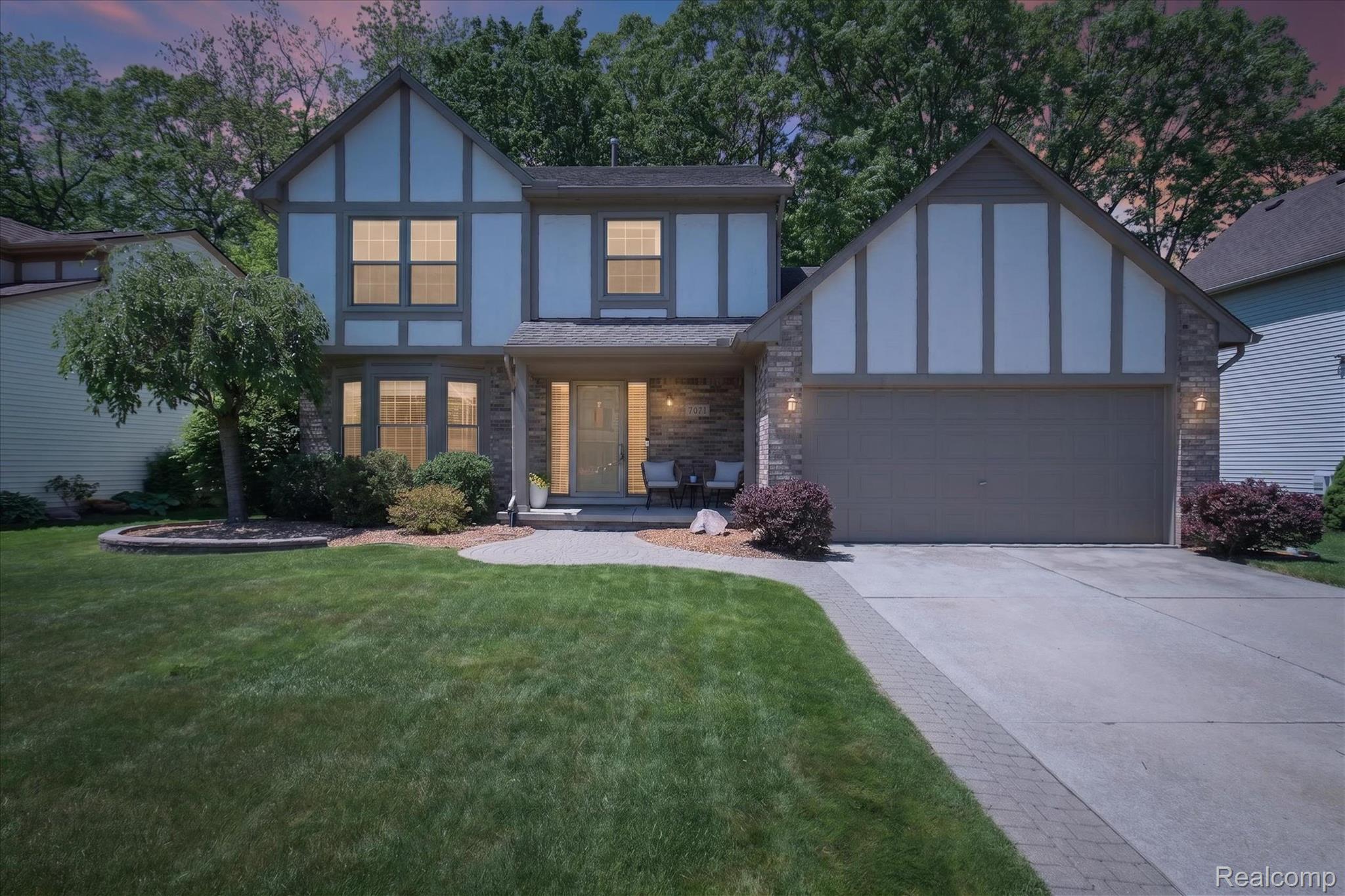 7071, Foxcreek, Canton, Michigan, 48187