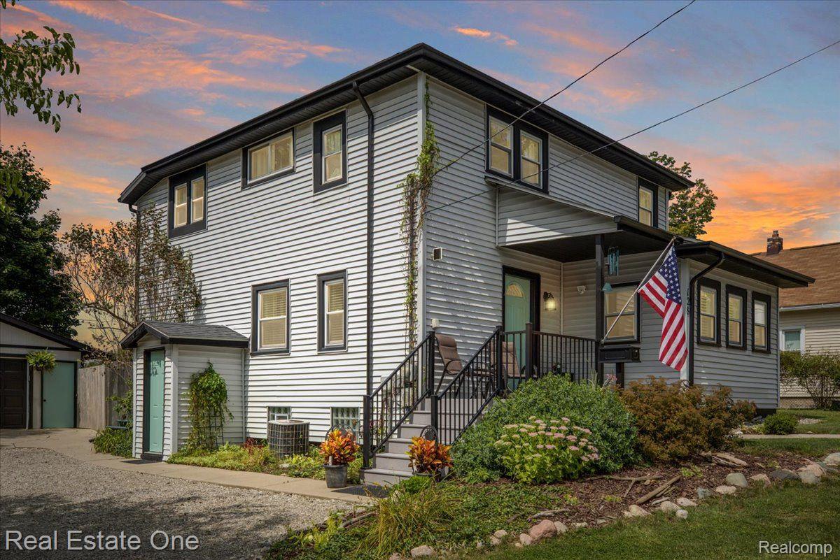 128, SLATER, Lake Orion, Michigan, 48362