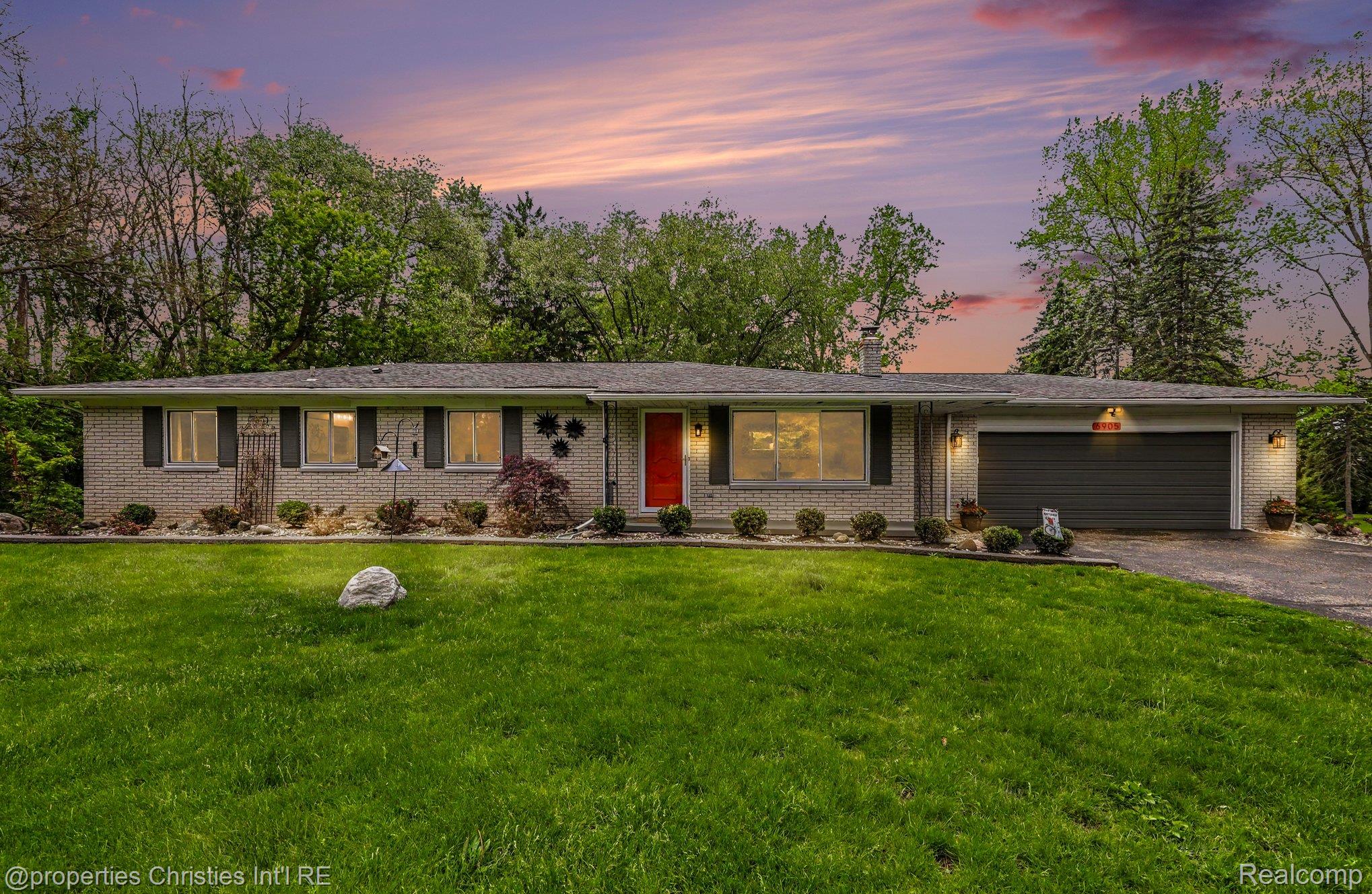 6905, Church, Clarkston, Michigan, 48346