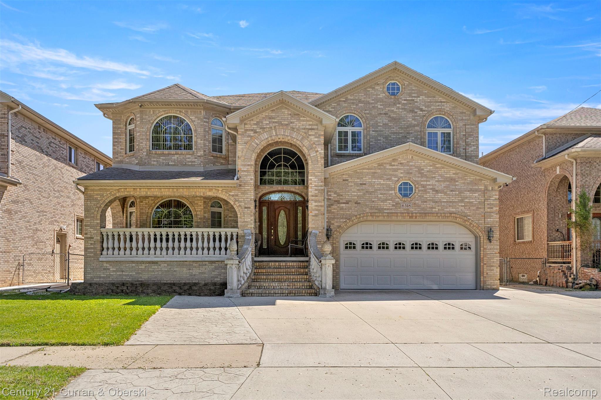 6318, Whitefield, Dearborn Heights, Michigan, 48127