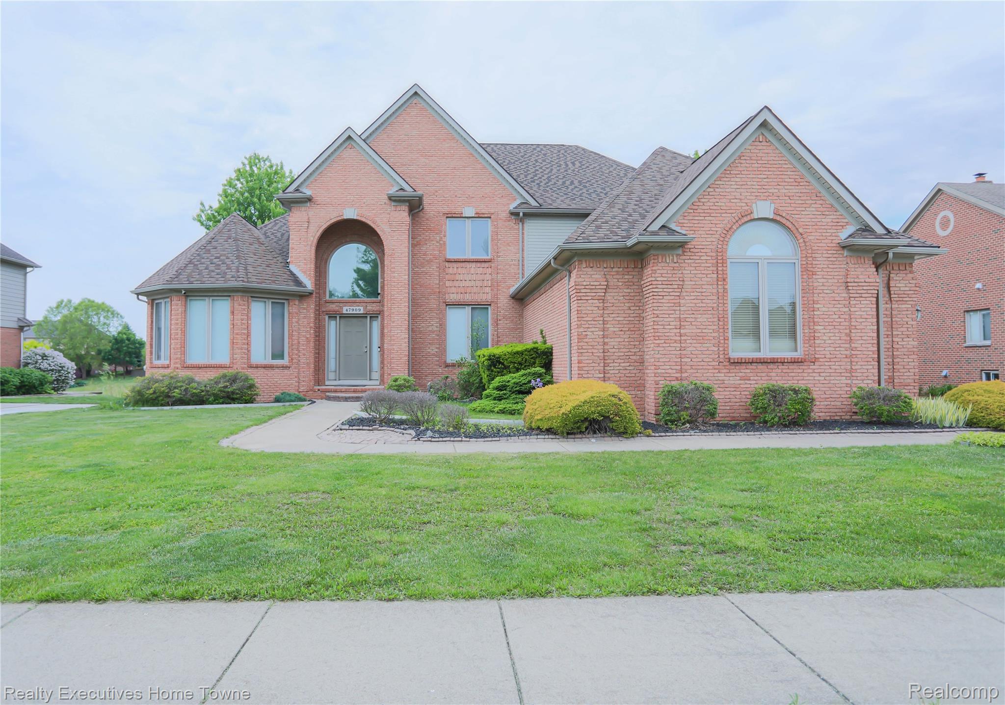 47909, Milonas, Utica, Michigan, 48315
