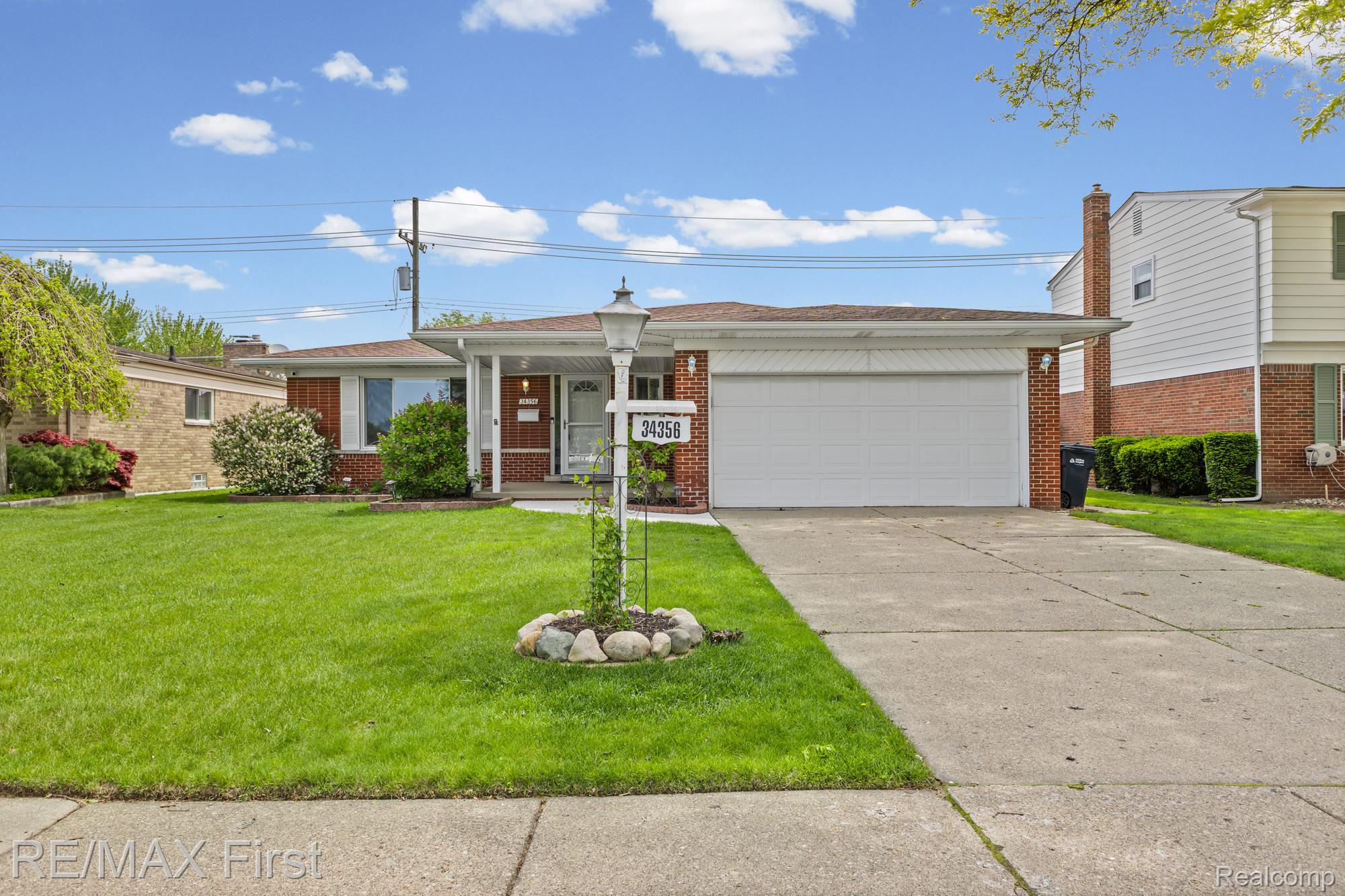 34356, Greentrees, Sterling Heights, Michigan, 48312