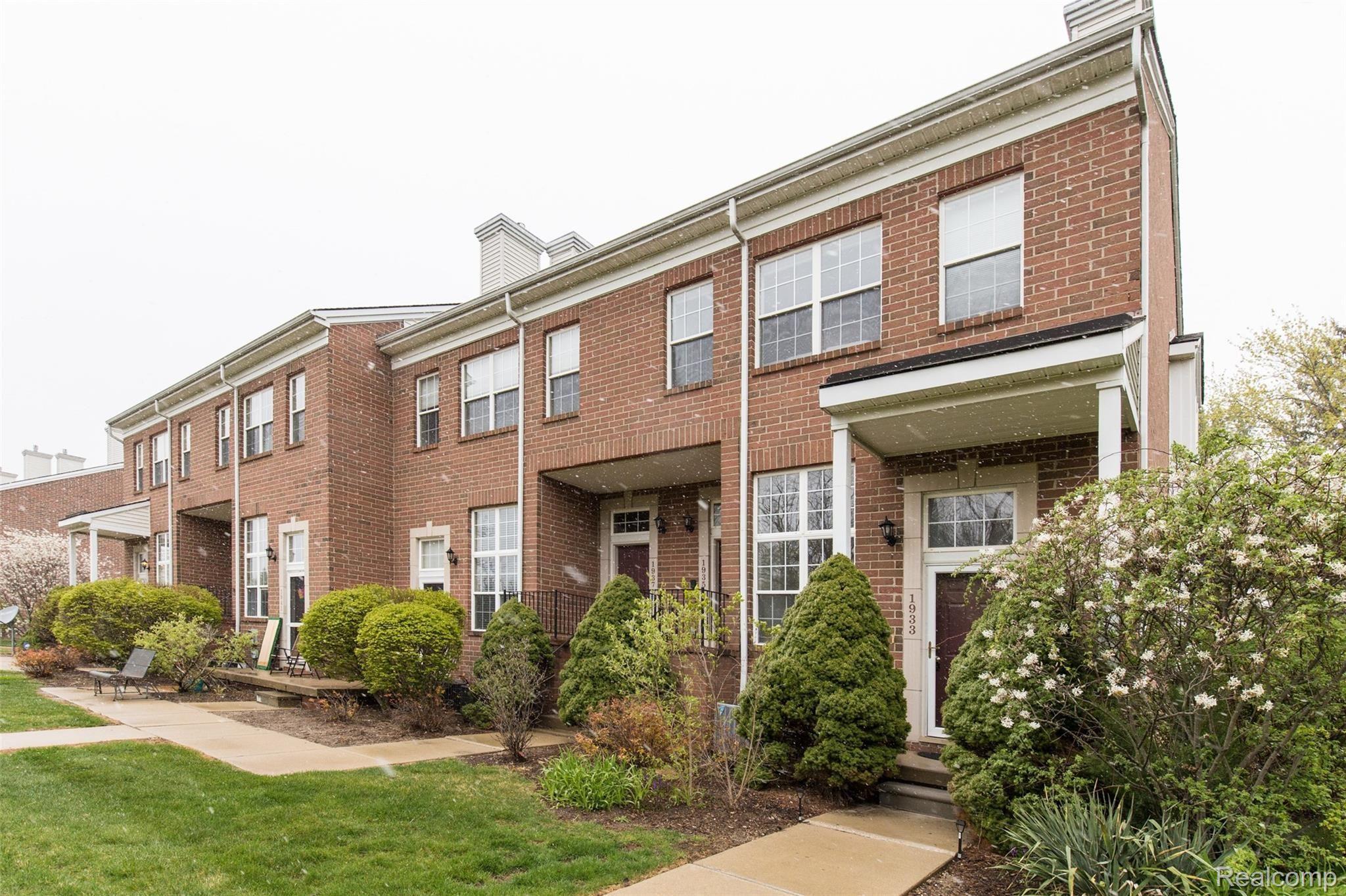 1933, LINDSAY, Ann Arbor, Michigan, 48104