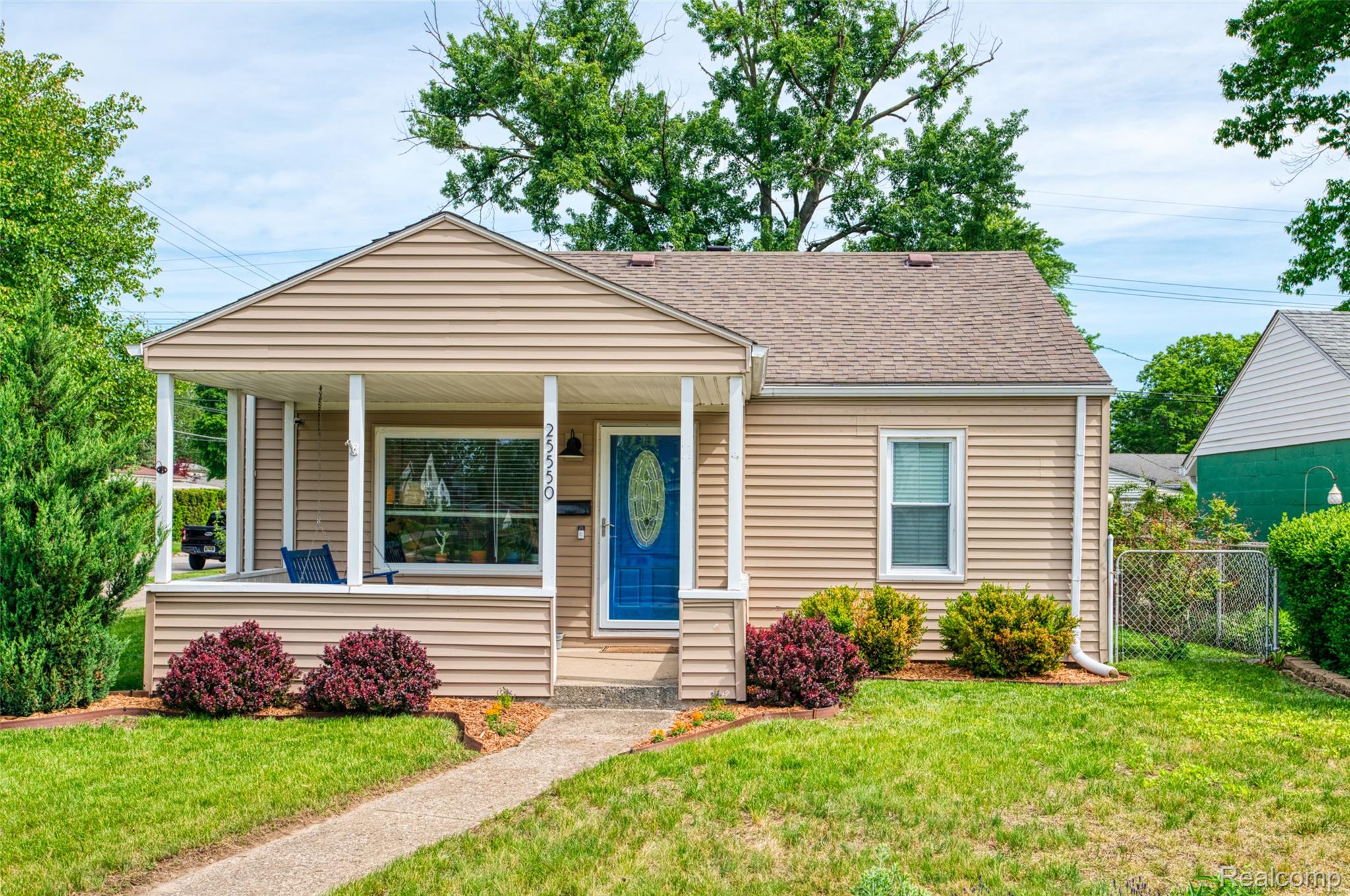 25550, Pennie, Dearborn Heights, Michigan, 48125