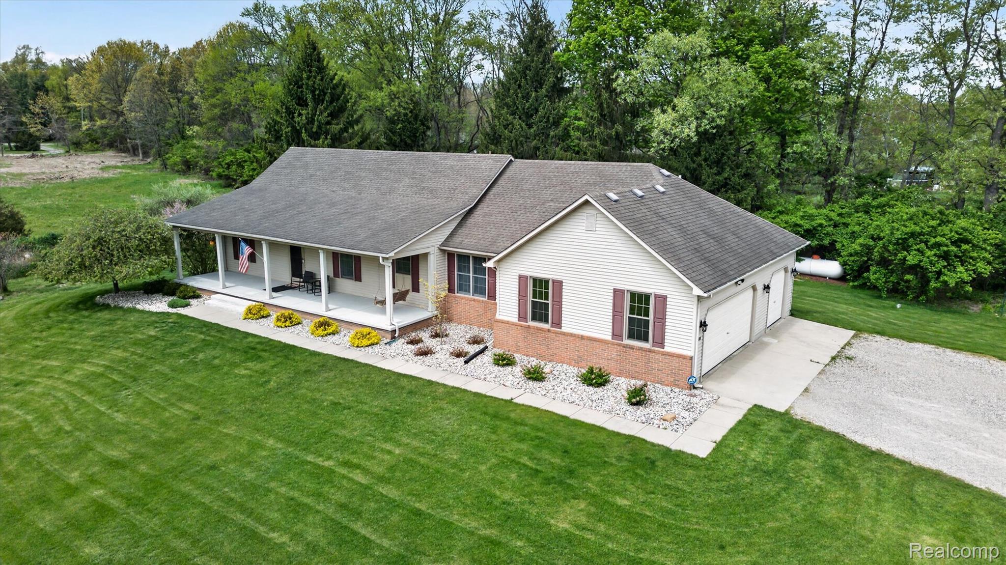 7659, Clyde, Fenton, Michigan, 48430