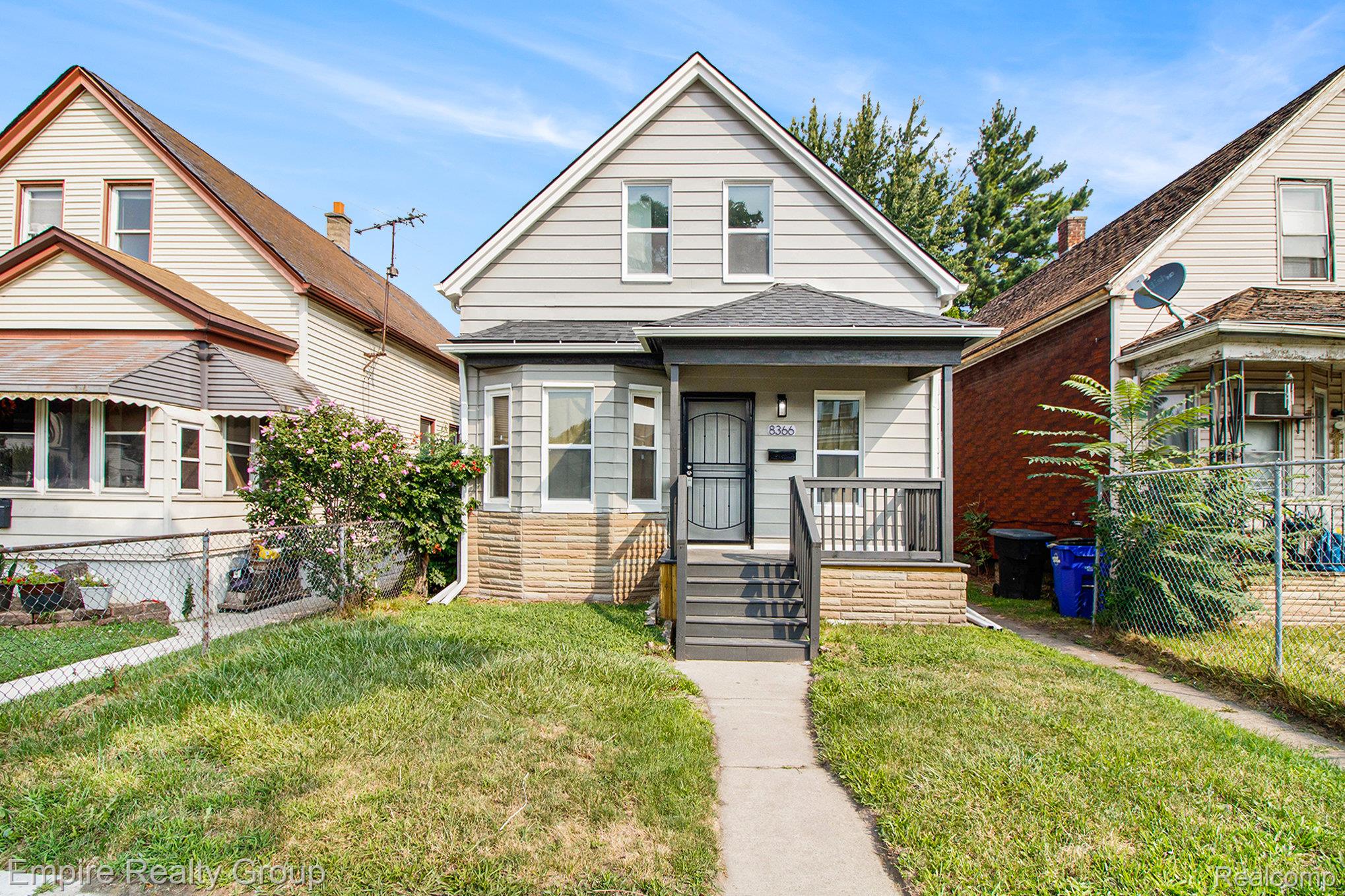 8366, Navy, Detroit, Michigan, 48209