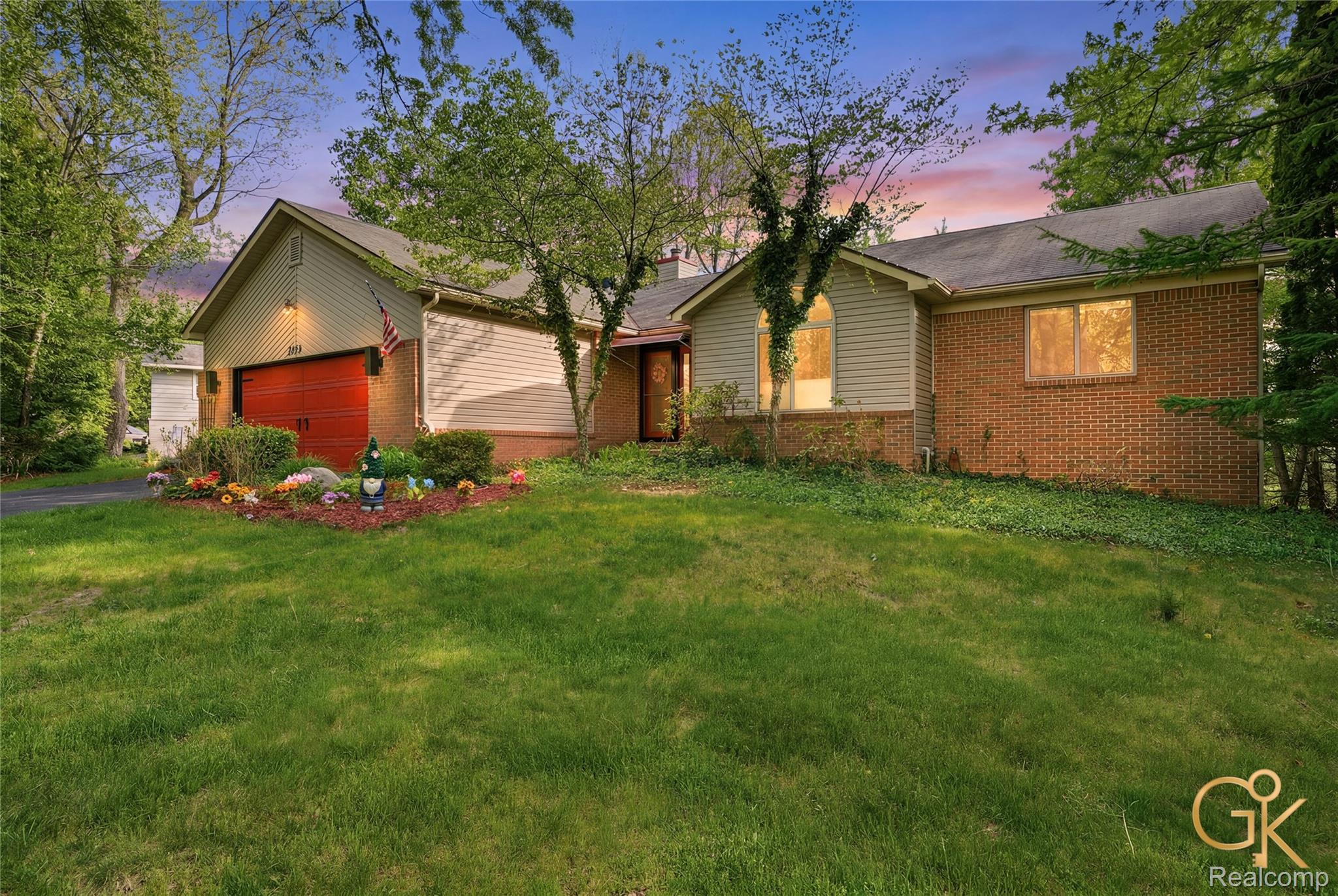 4933, Iroquois, Clarkston, Michigan, 48348