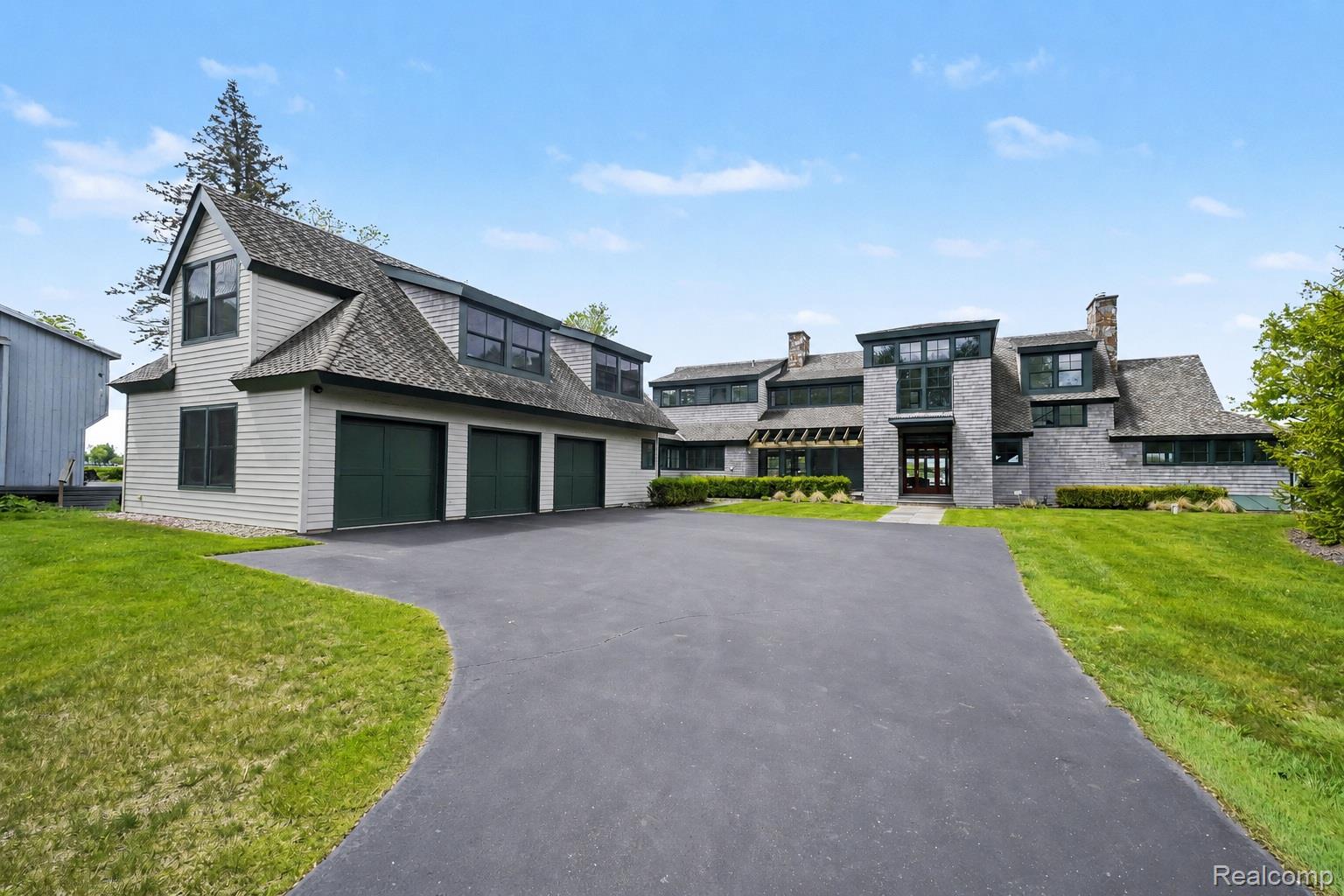 12410, Woodhull, Fenton, Michigan, 48430