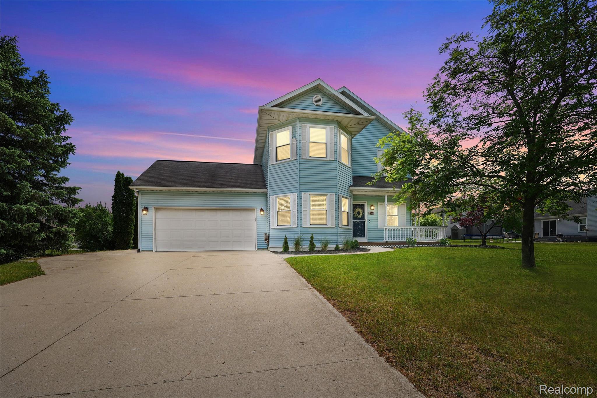 2360, Hickory Circle, Howell, Michigan, 48855