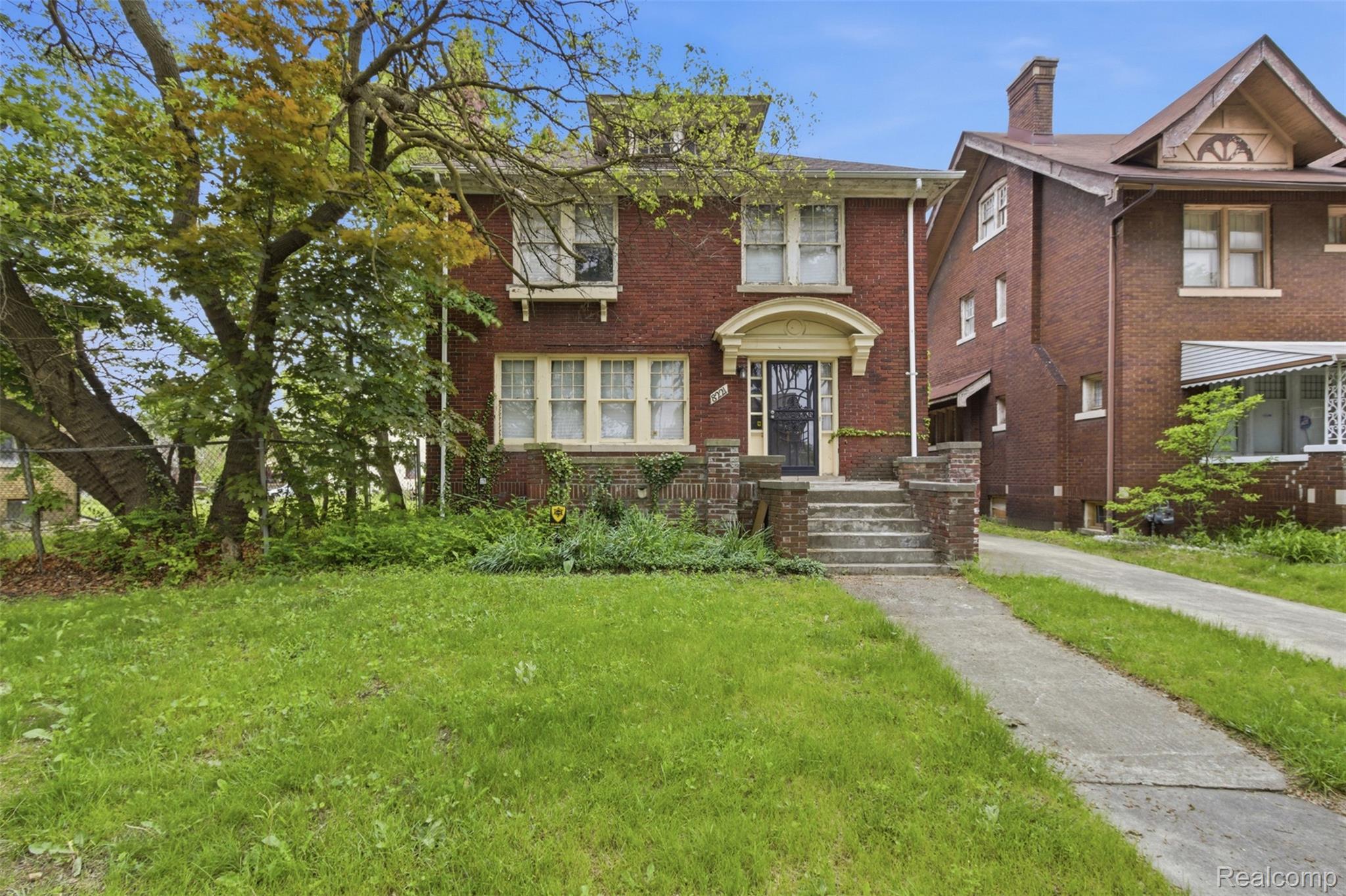 8221, Dexter, Detroit, Michigan, 48206
