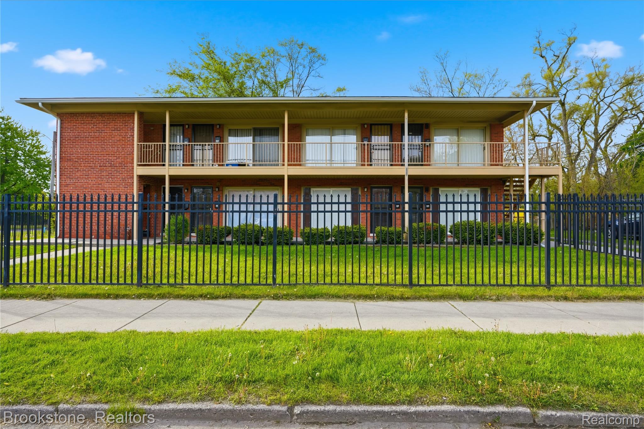 9439, Chalmers, Detroit, Michigan, 48213