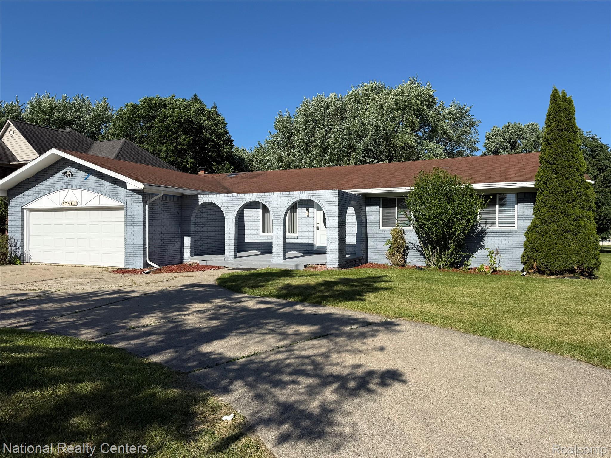 37625, RYAN, Sterling Heights, Michigan, 48310