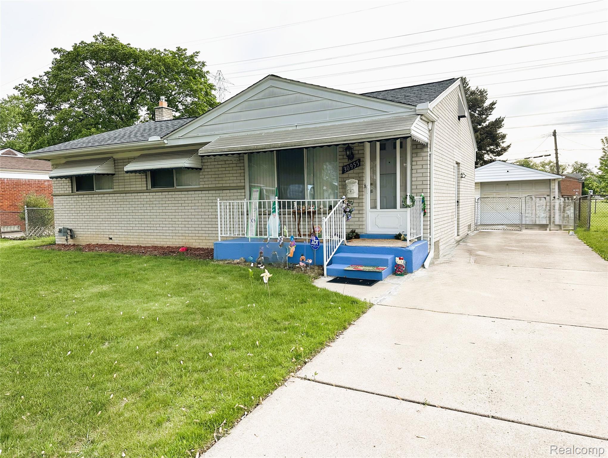 30955, Iroquois, Warren, Michigan, 48088