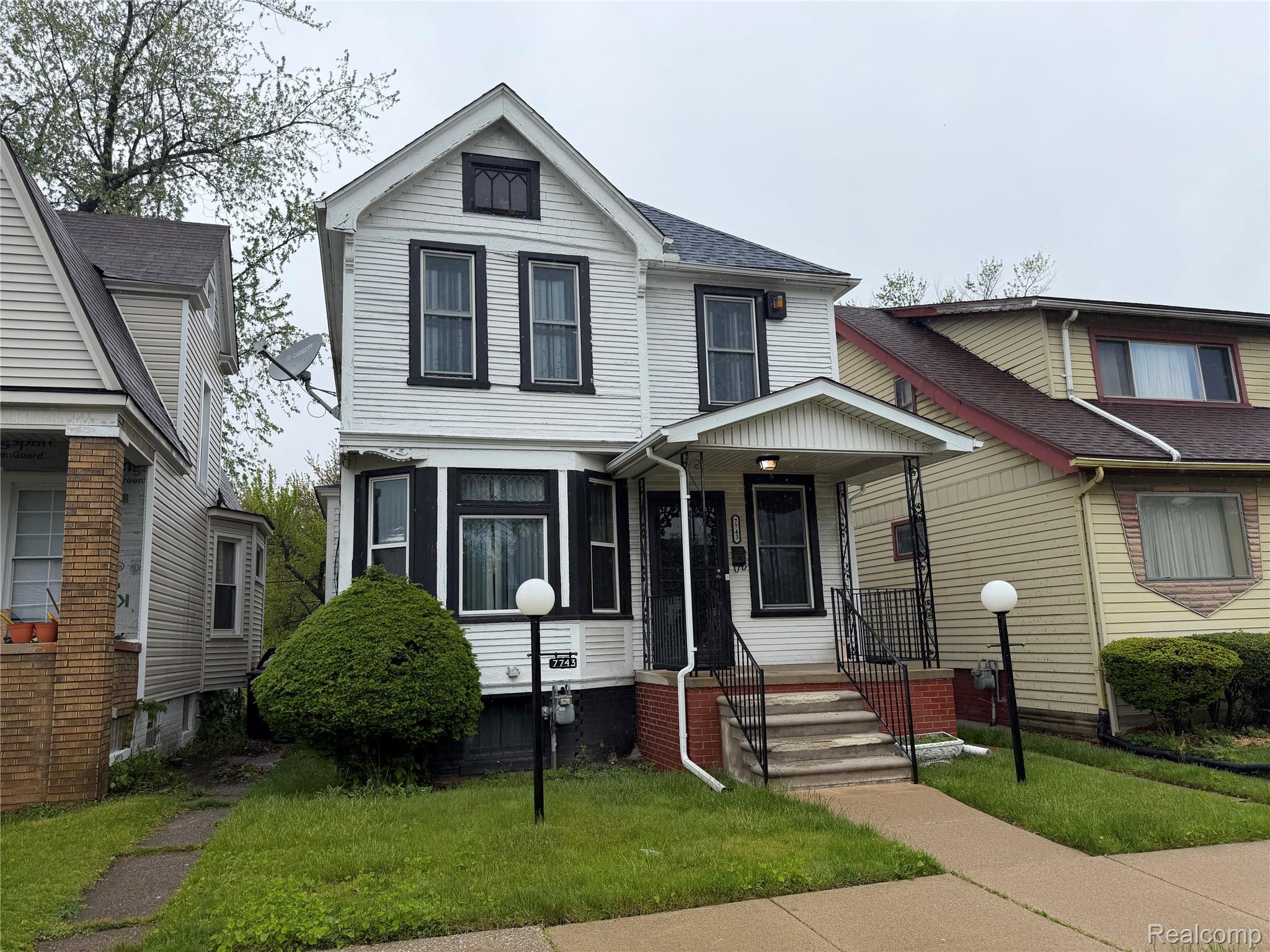 7743, Canfield, Detroit, Michigan, 48214