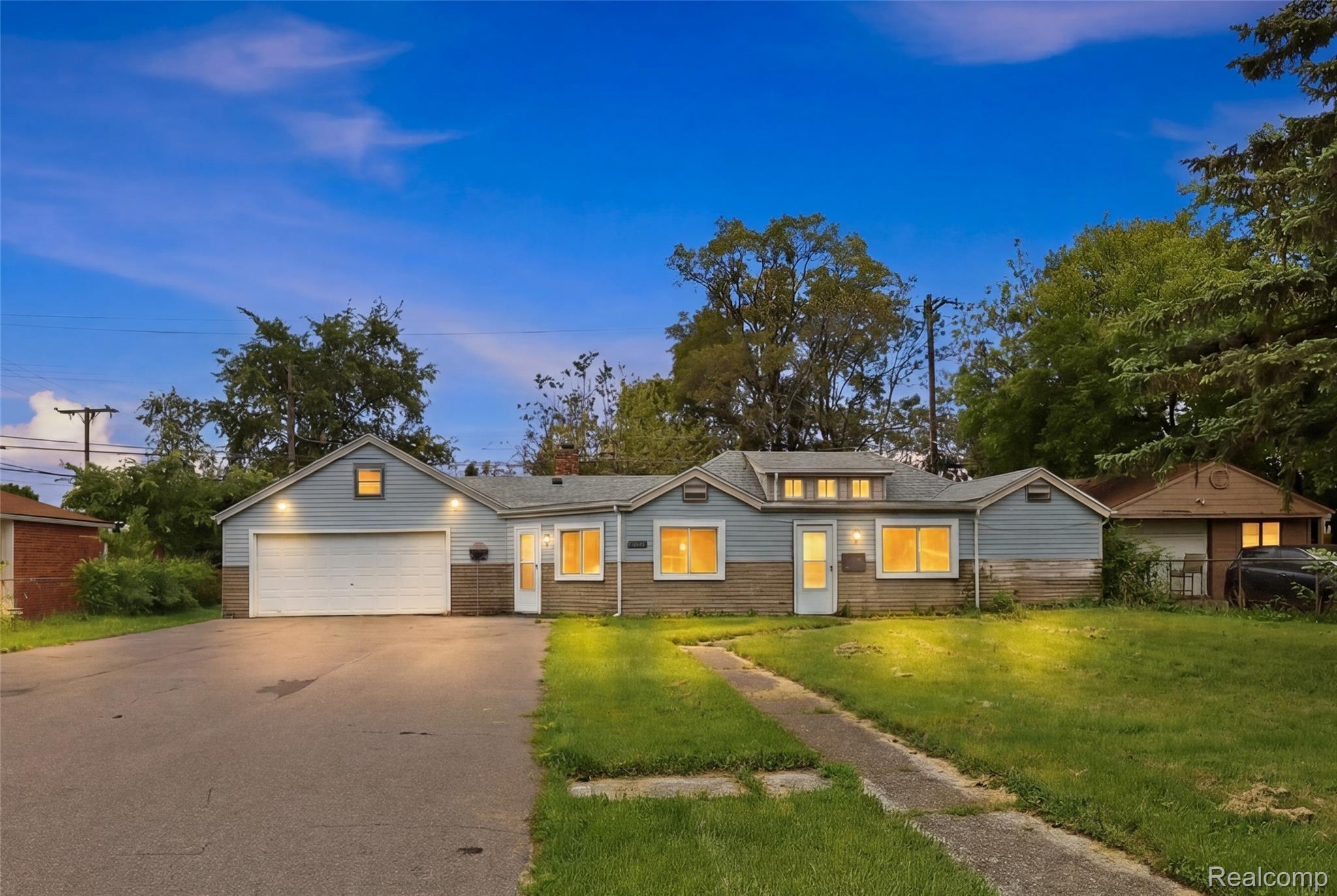 7268, Chalmers, Warren, Michigan, 48091