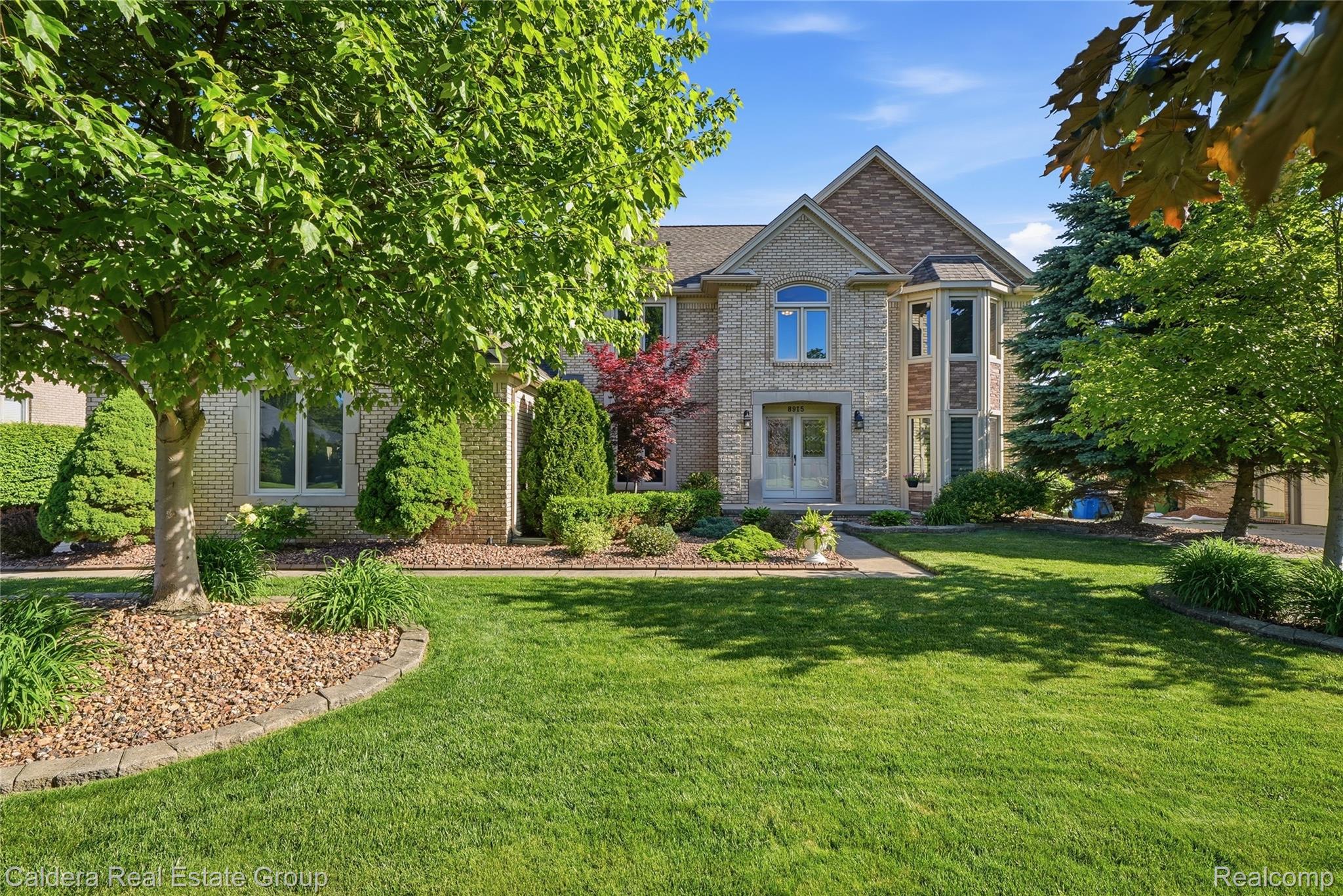 8915, Chestnut Run, Utica, Michigan, 48317