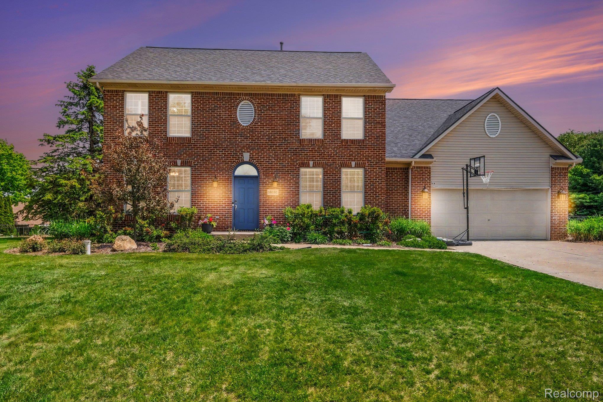 16181, Valcrest, Linden, Michigan, 48451