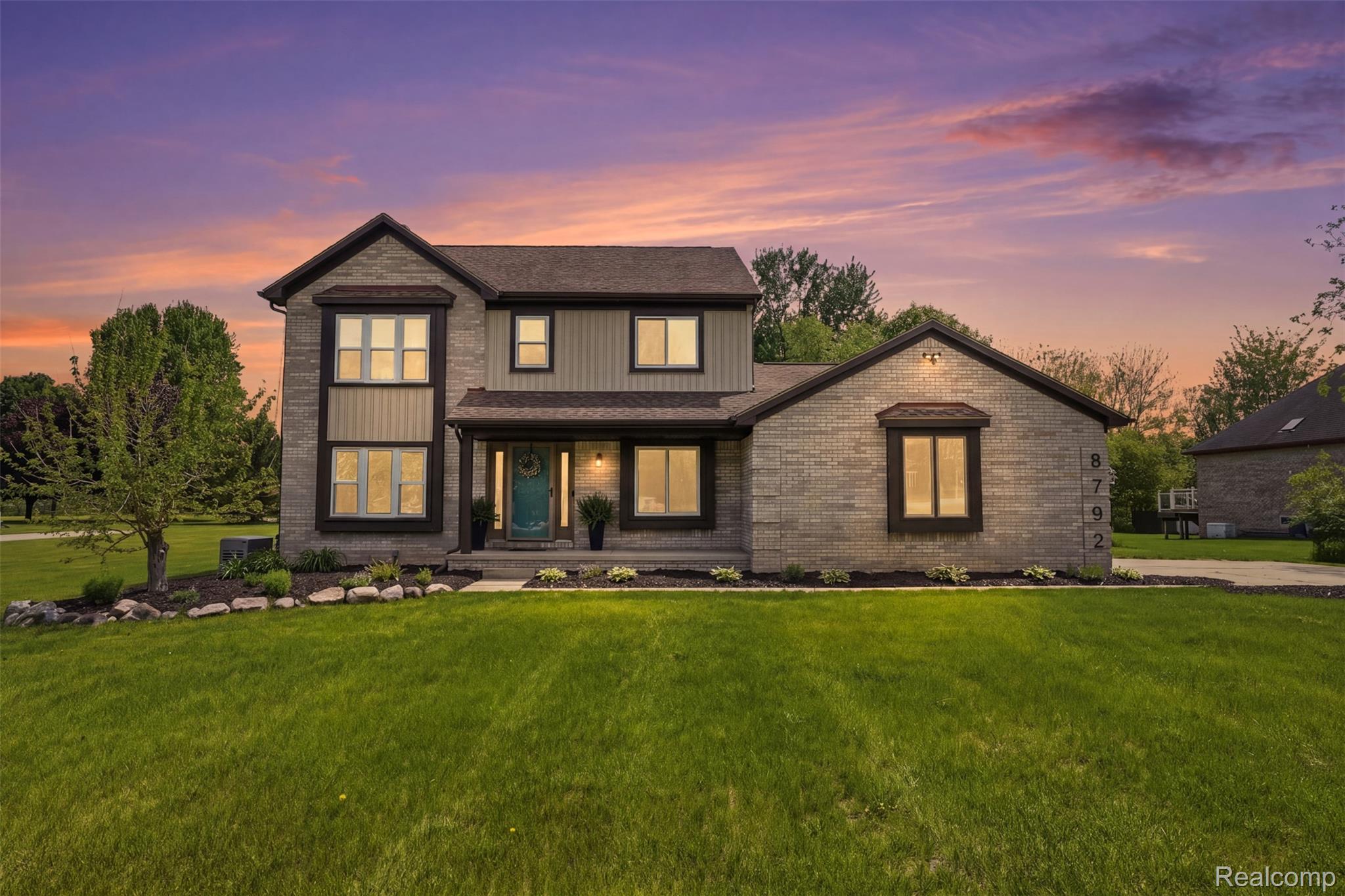 8792, Salem Farms, South Lyon, Michigan, 48178