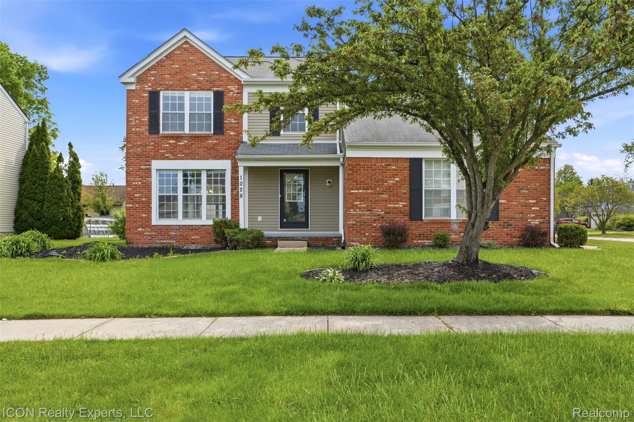 1028, Knightsbridge, Canton, Michigan, 48187