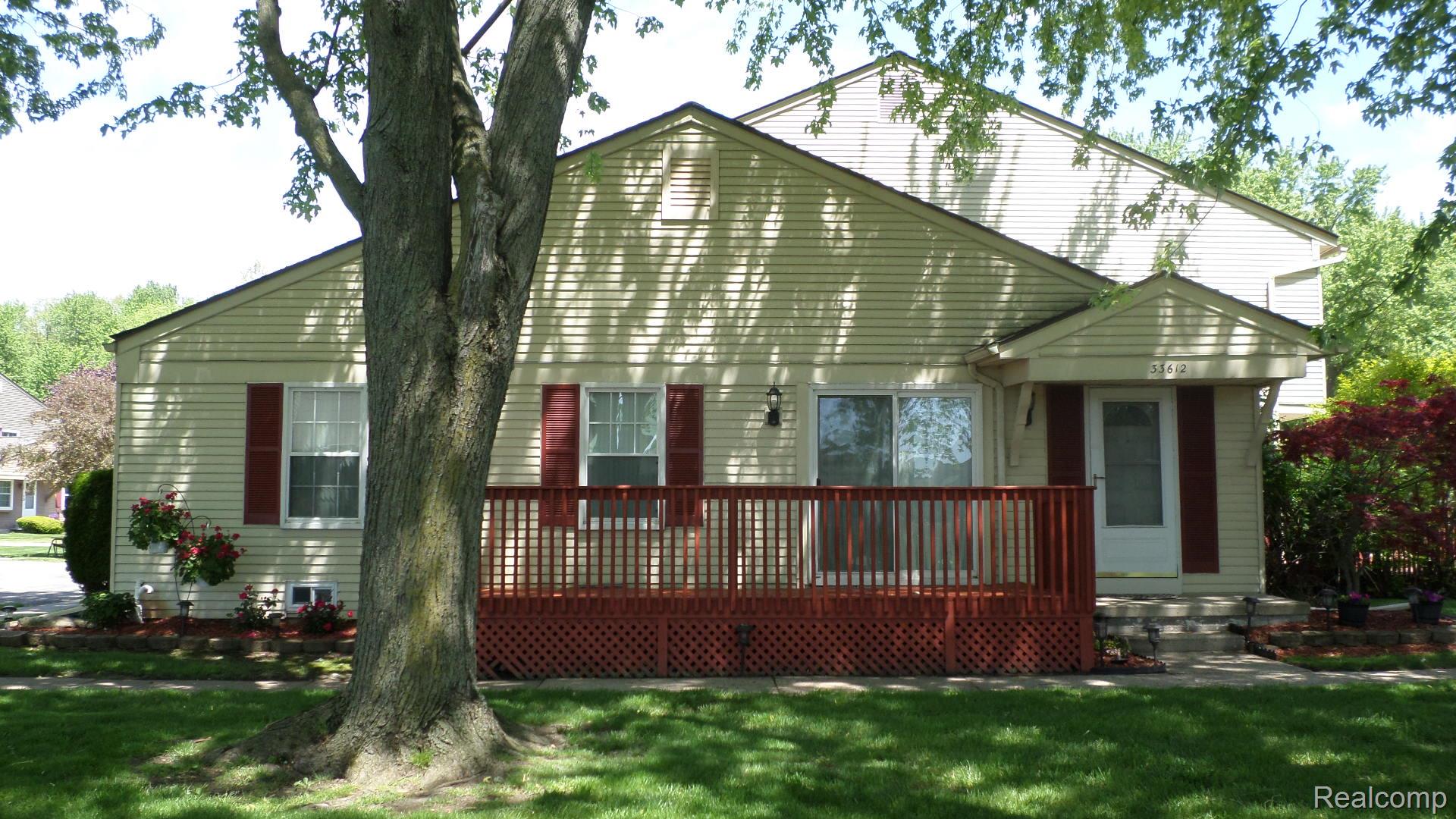 33612, Bayview, #77, New Baltimore, Michigan, 48047