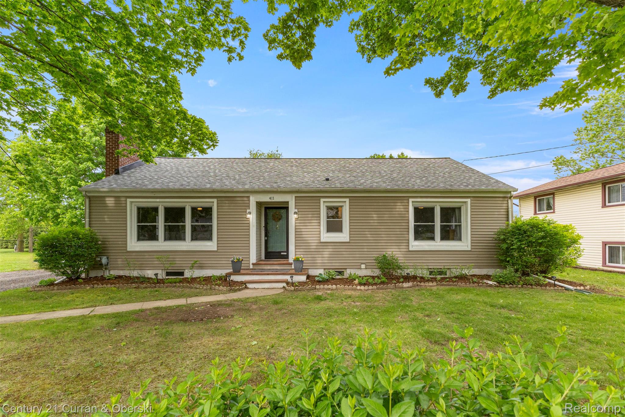 411, Adrian, Tecumseh, Michigan, 49286