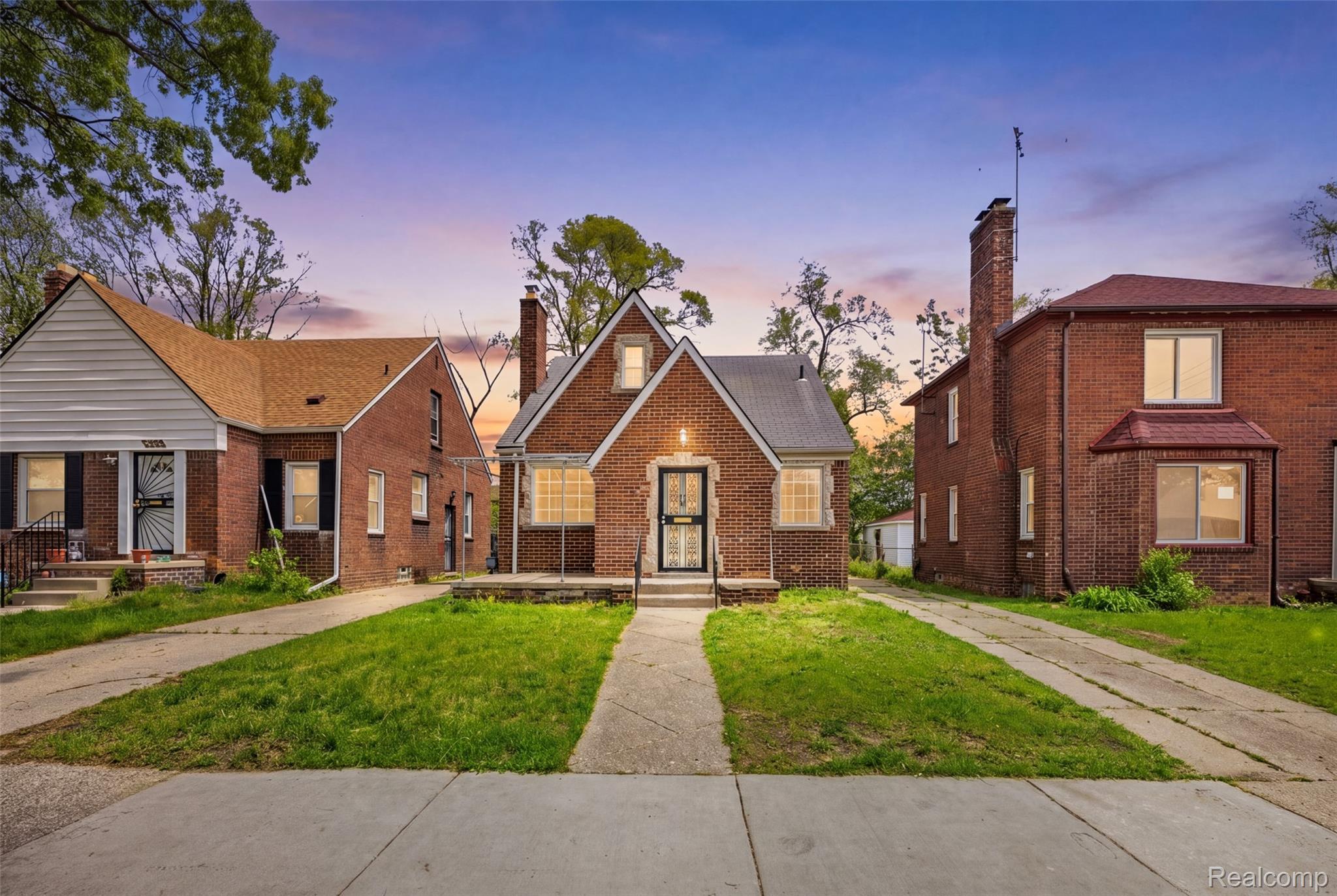 16510, Lesure, Detroit, Michigan, 48235