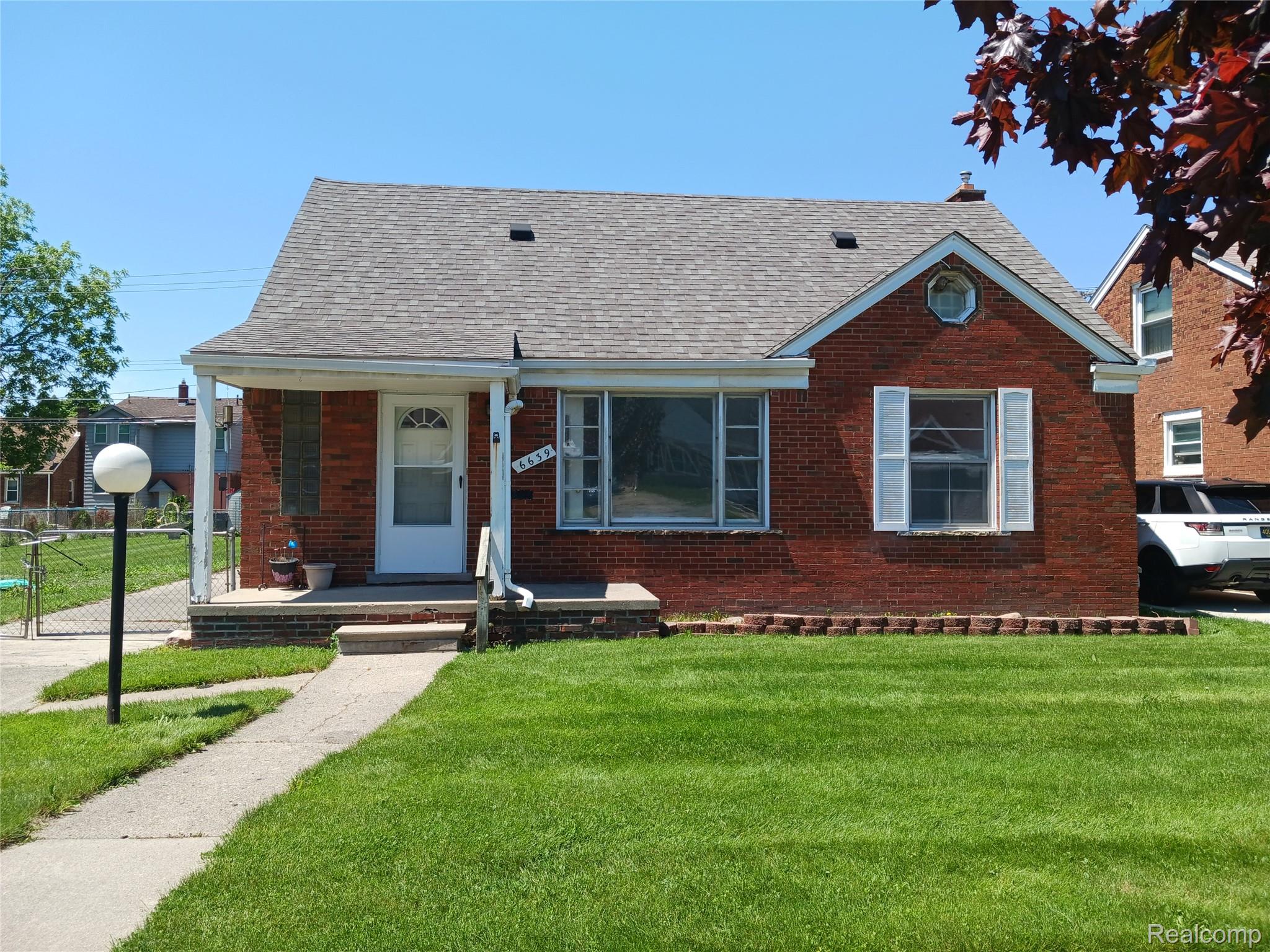 6639, Miller, Dearborn, Michigan, 48126
