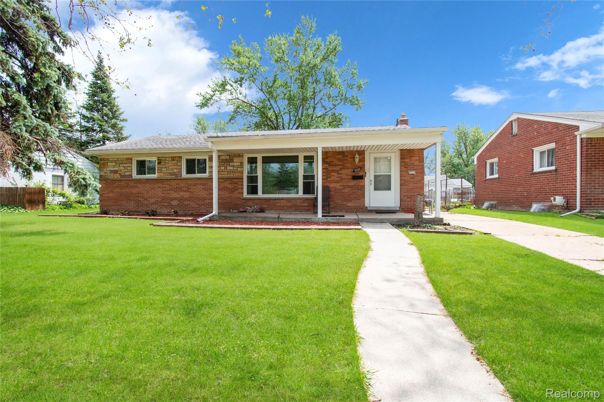 3822, Rome, Warren, Michigan, 48091