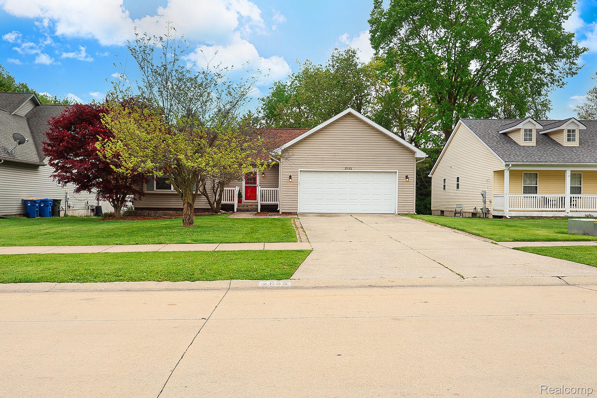 2855, Reflection, Waterford, Michigan, 48328