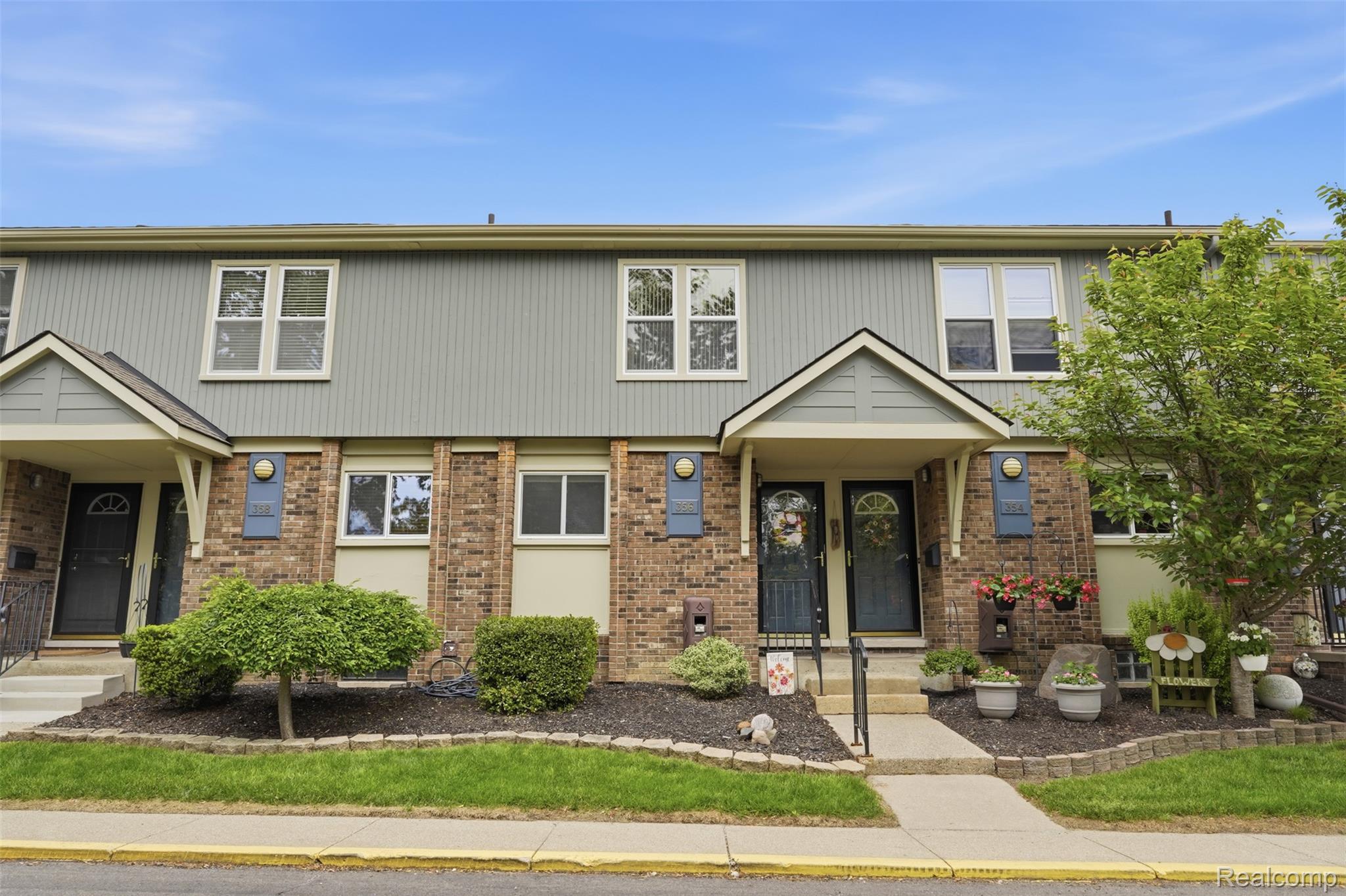 356, Hartman, Saline, Michigan, 48176