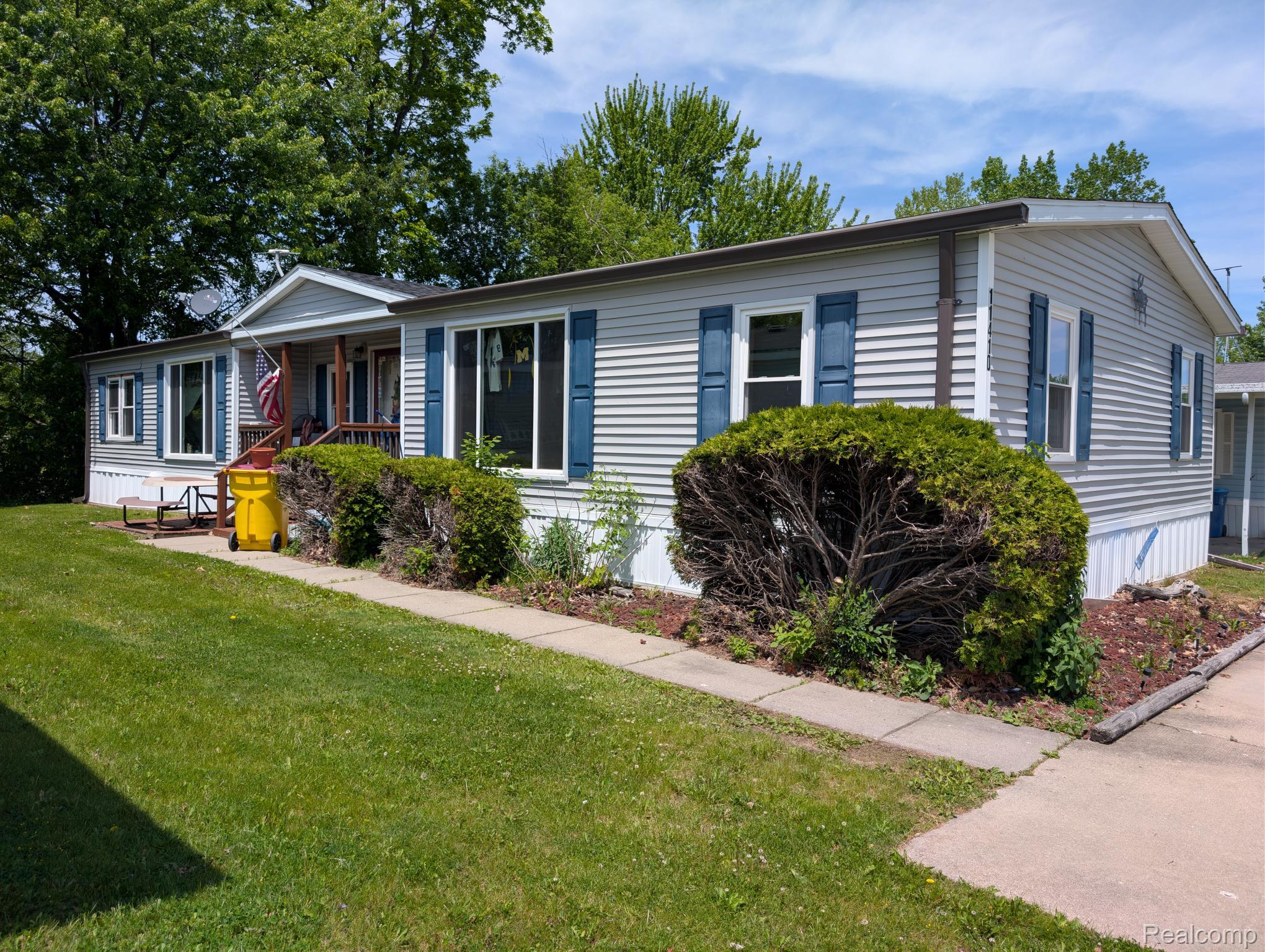 11410, Lake, Fenton, Michigan, 48430