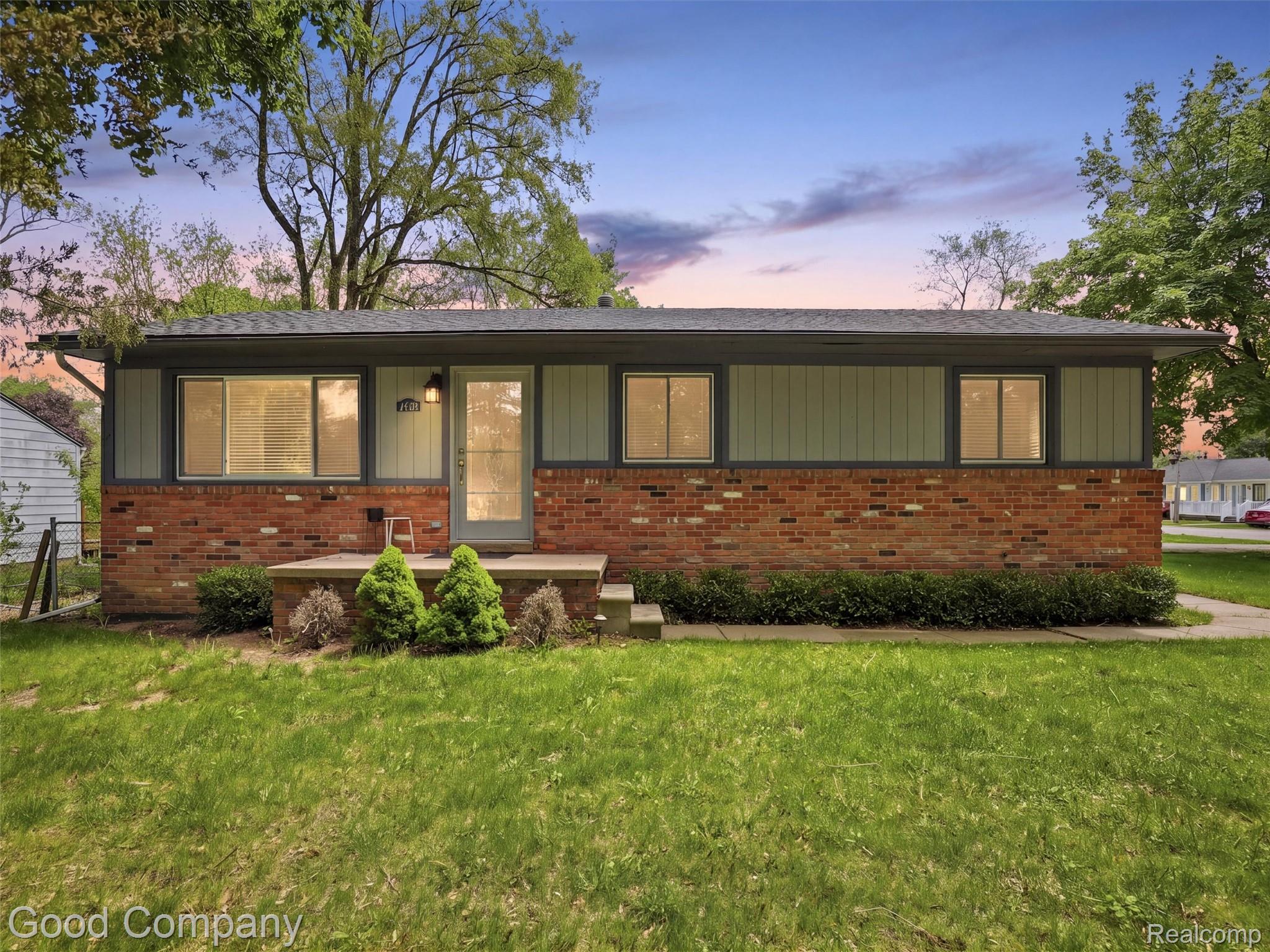 2793, Weaverton, Rochester Hills, Michigan, 48307