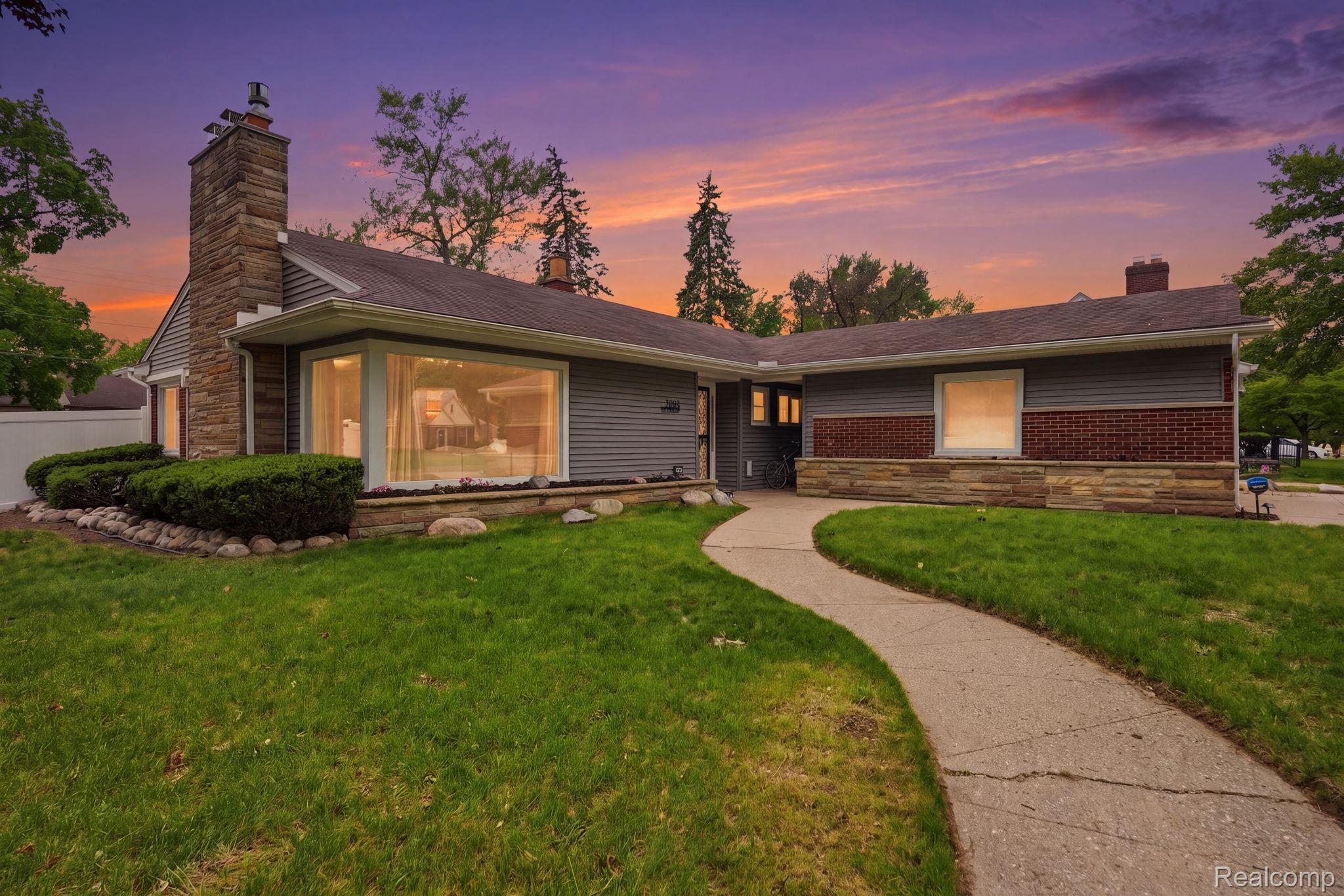18405, Westland, Southfield, Michigan, 48075