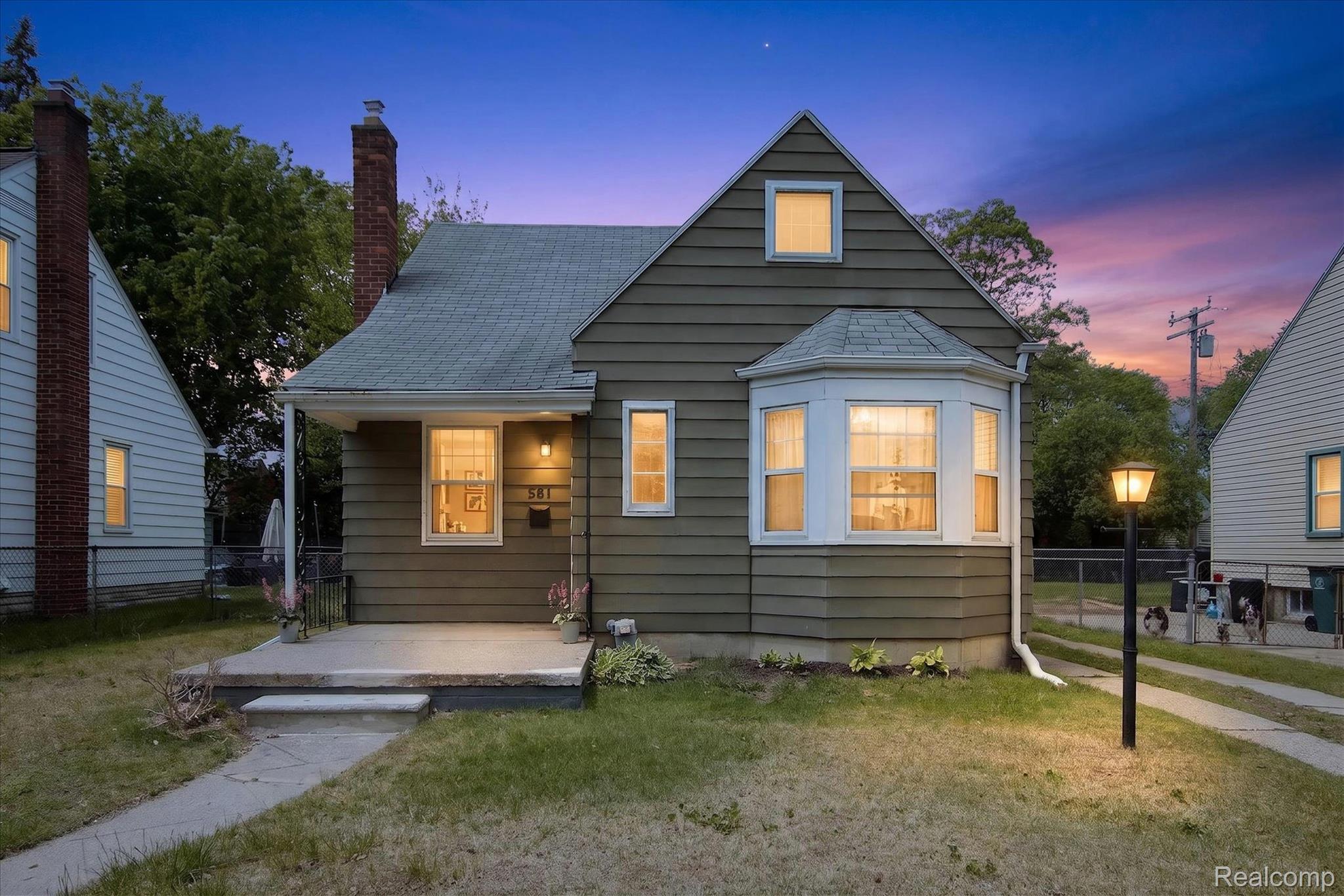 581, Flowerdale, Ferndale, Michigan, 48220