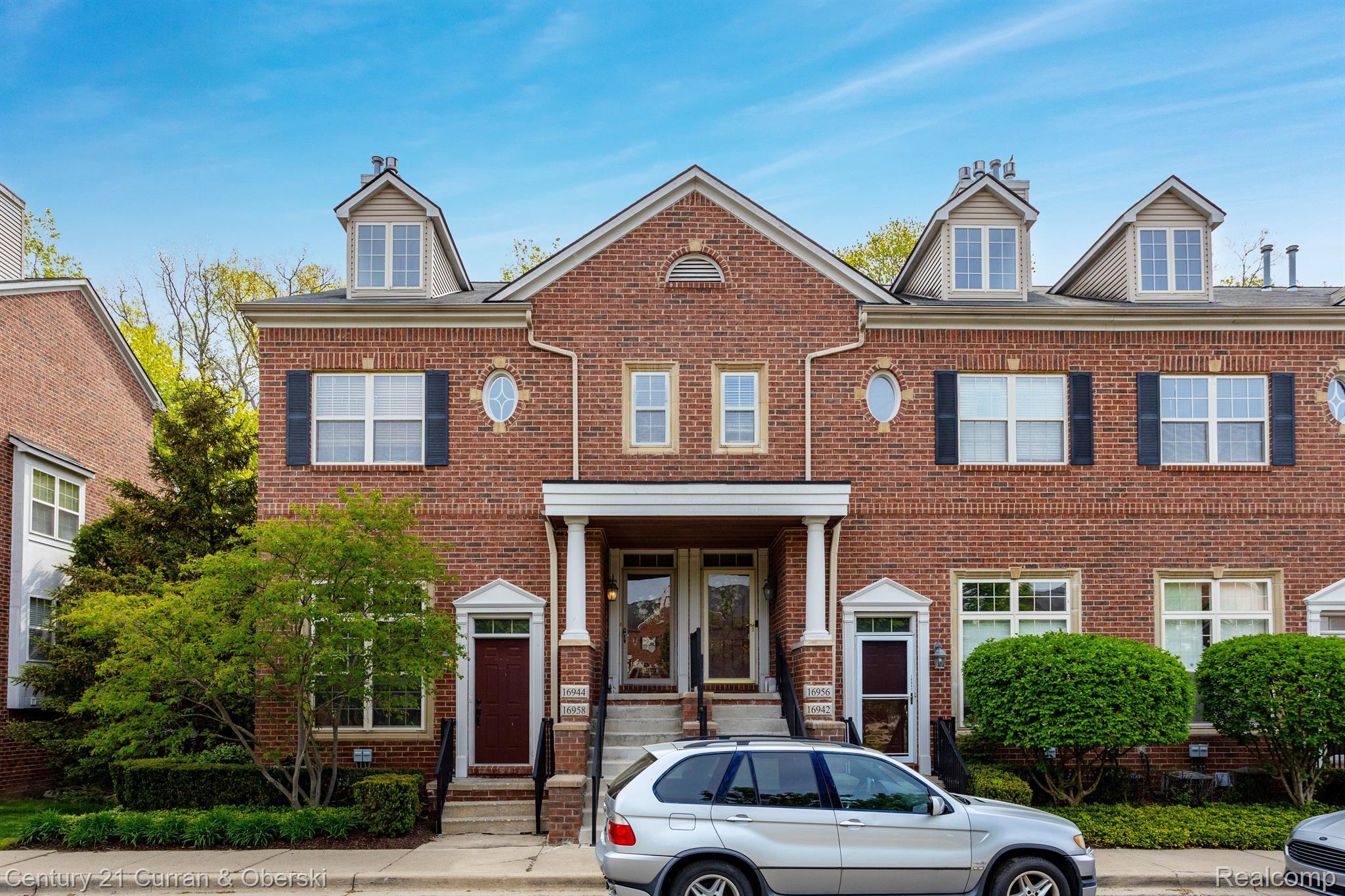 16944, Farmington, #22, Livonia, Michigan, 48154