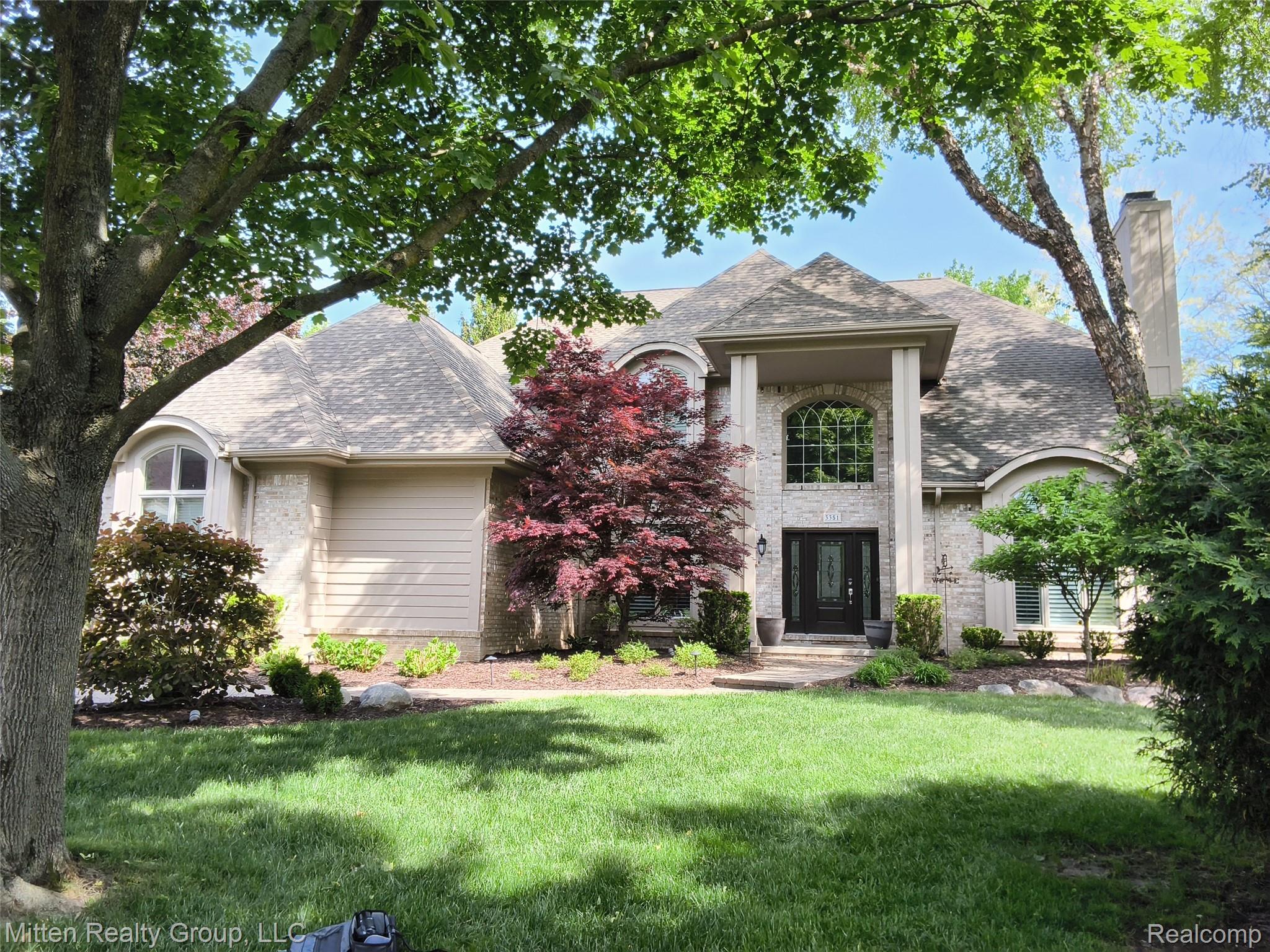 3351, Red Fox, West Bloomfield, Michigan, 48324