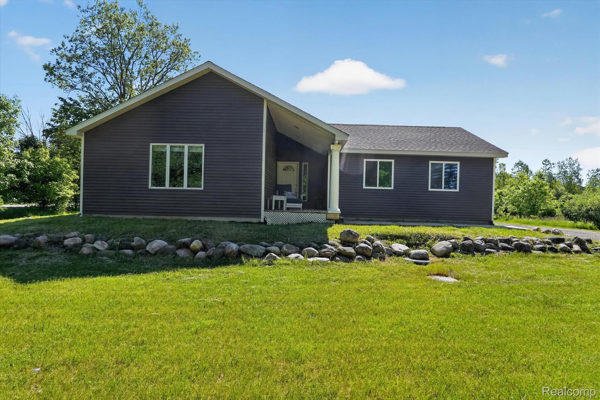 4966, Mack, Howell, Michigan, 48855