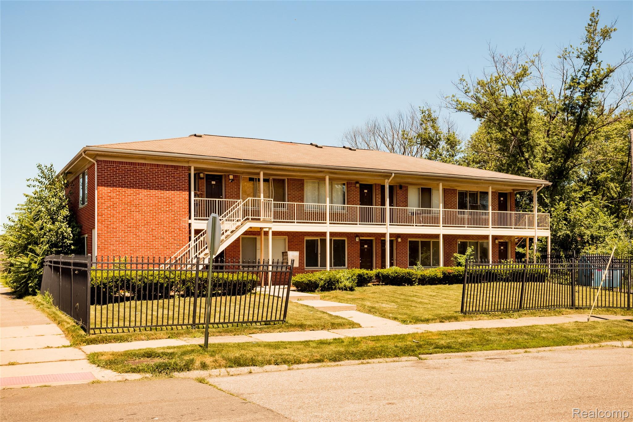 9700, Chalmers, Detroit, Michigan, 48213
