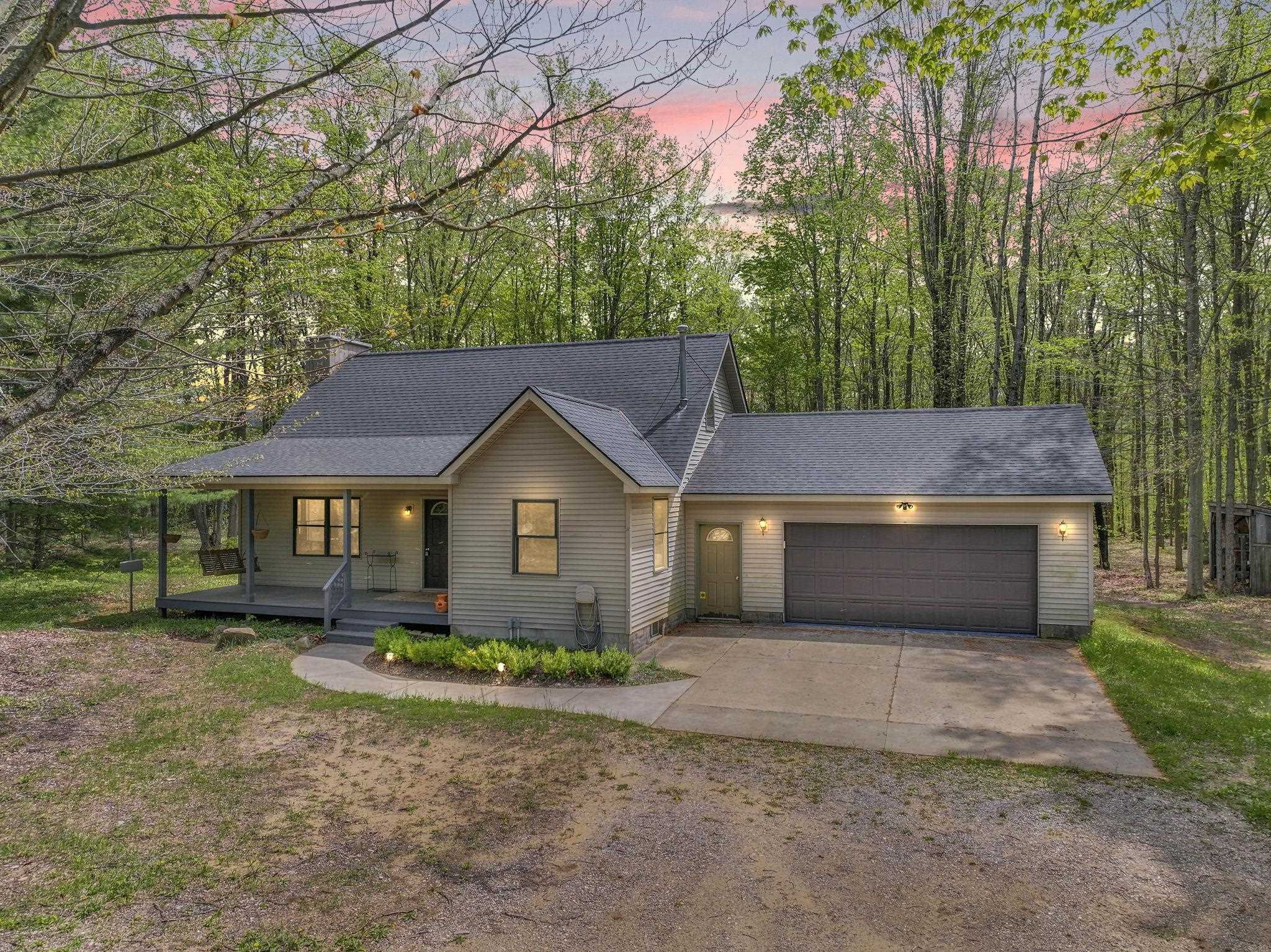 2560 S 25 RD