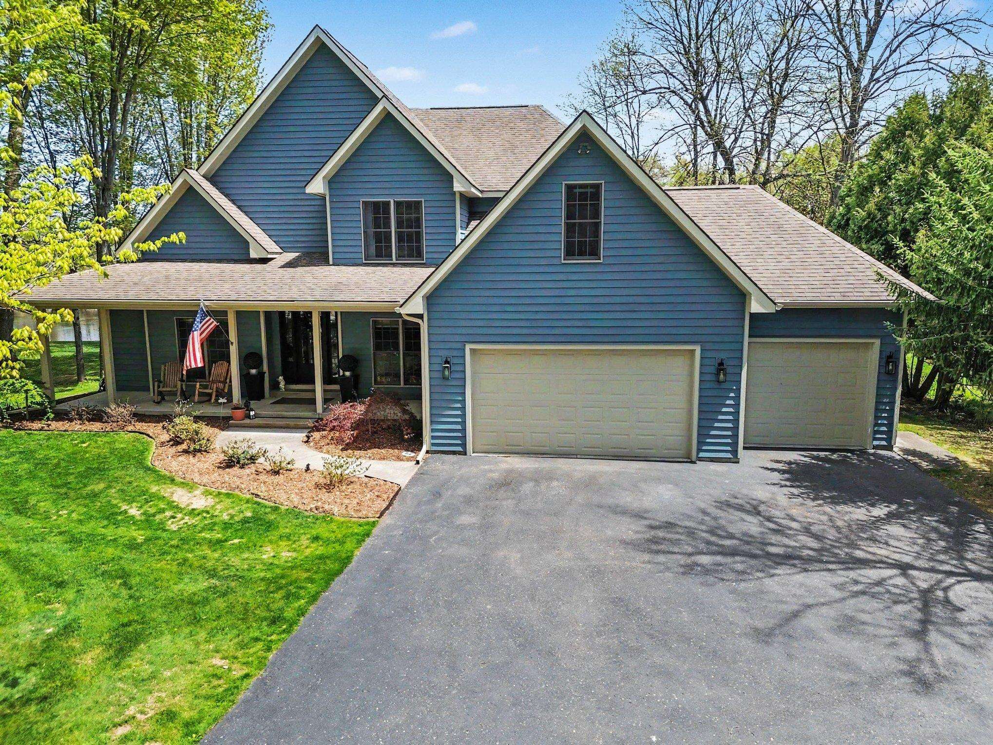 4364 Pointe