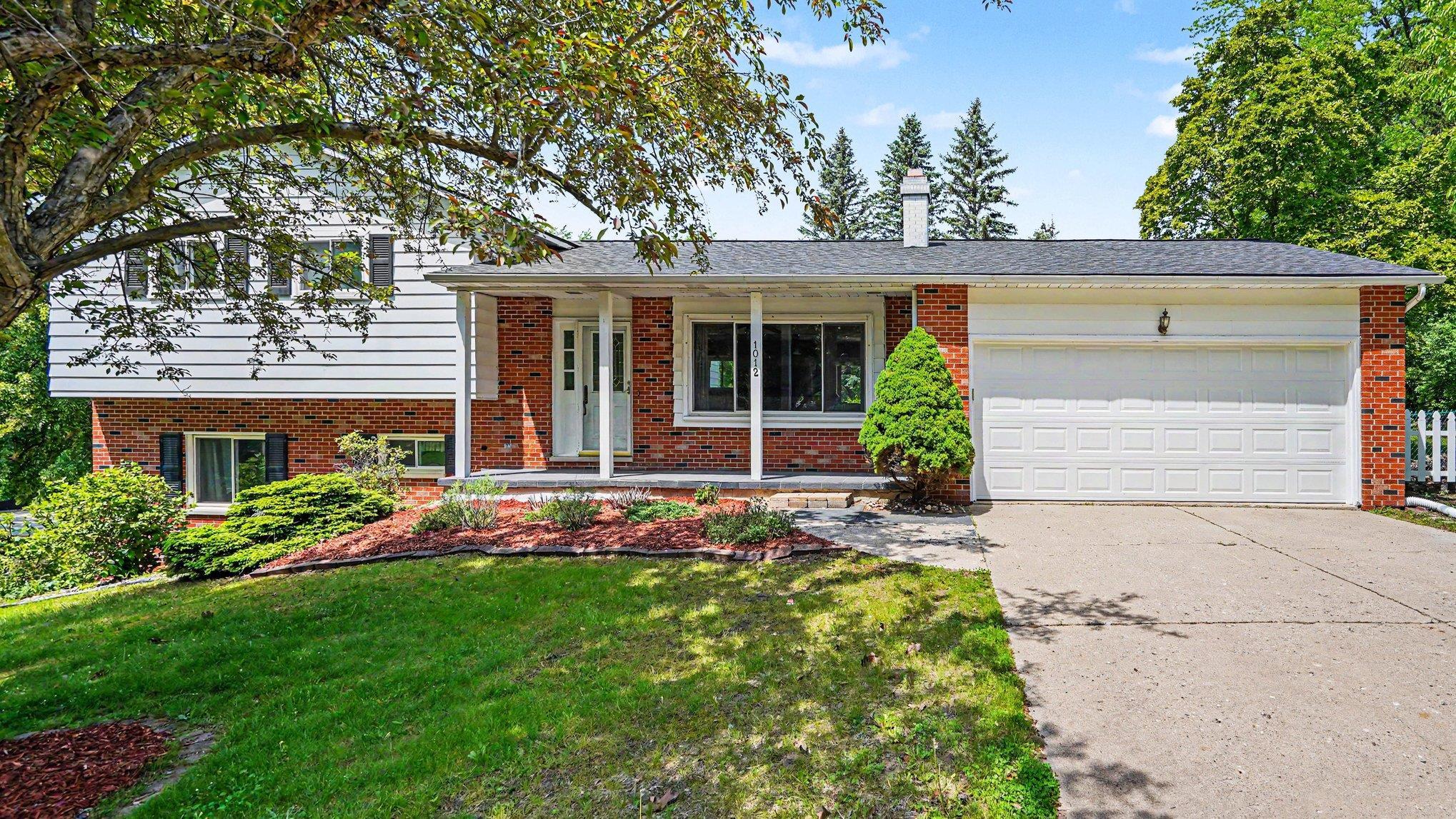 1012 Highland