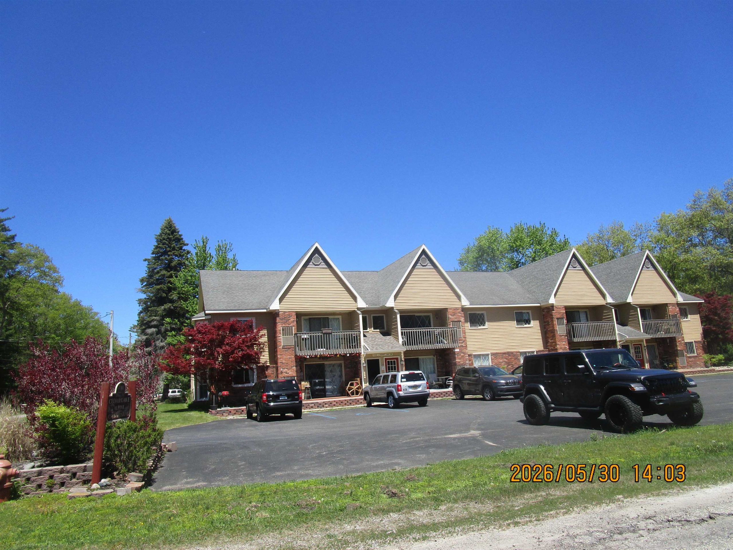 7900 E Cedar Lake DR